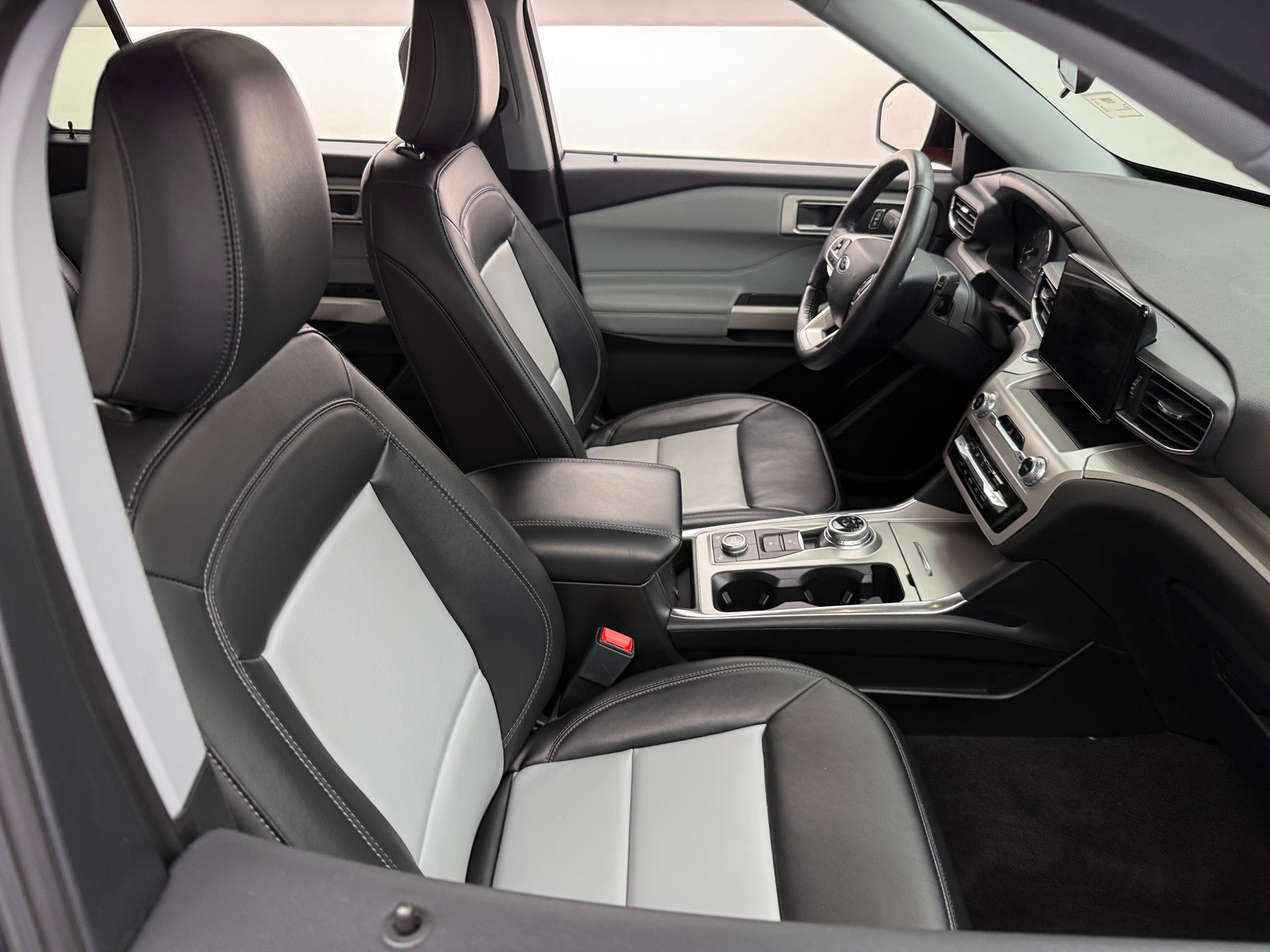 Thumbnail: 2023 Ford Explorer - 2