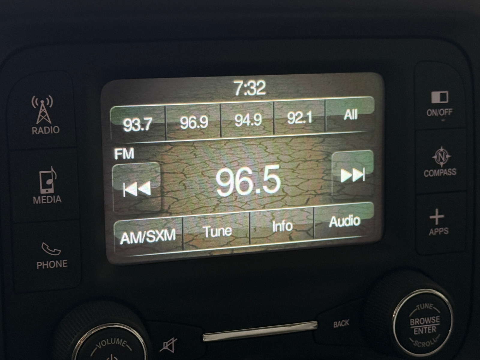 Thumbnail: 2017 Jeep Renegade - 4