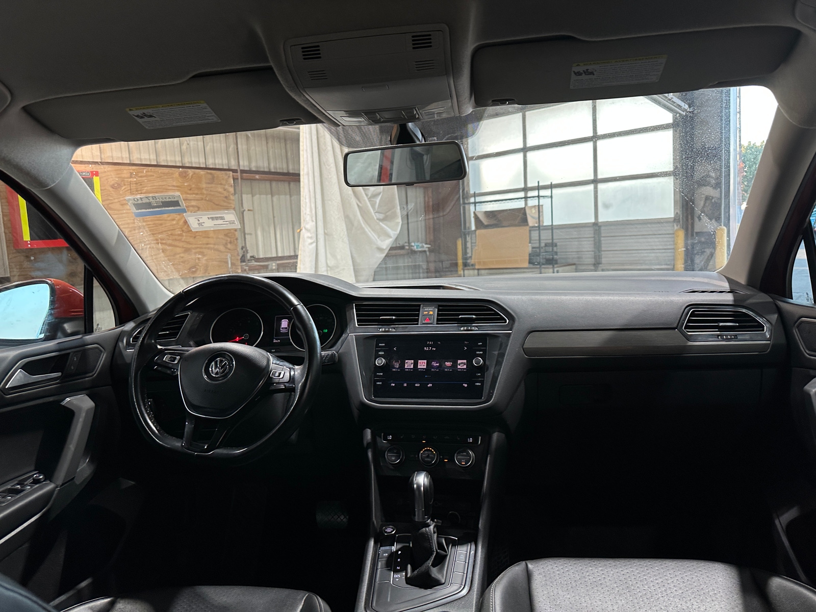 Thumbnail: 2019 Volkswagen Tiguan - 2