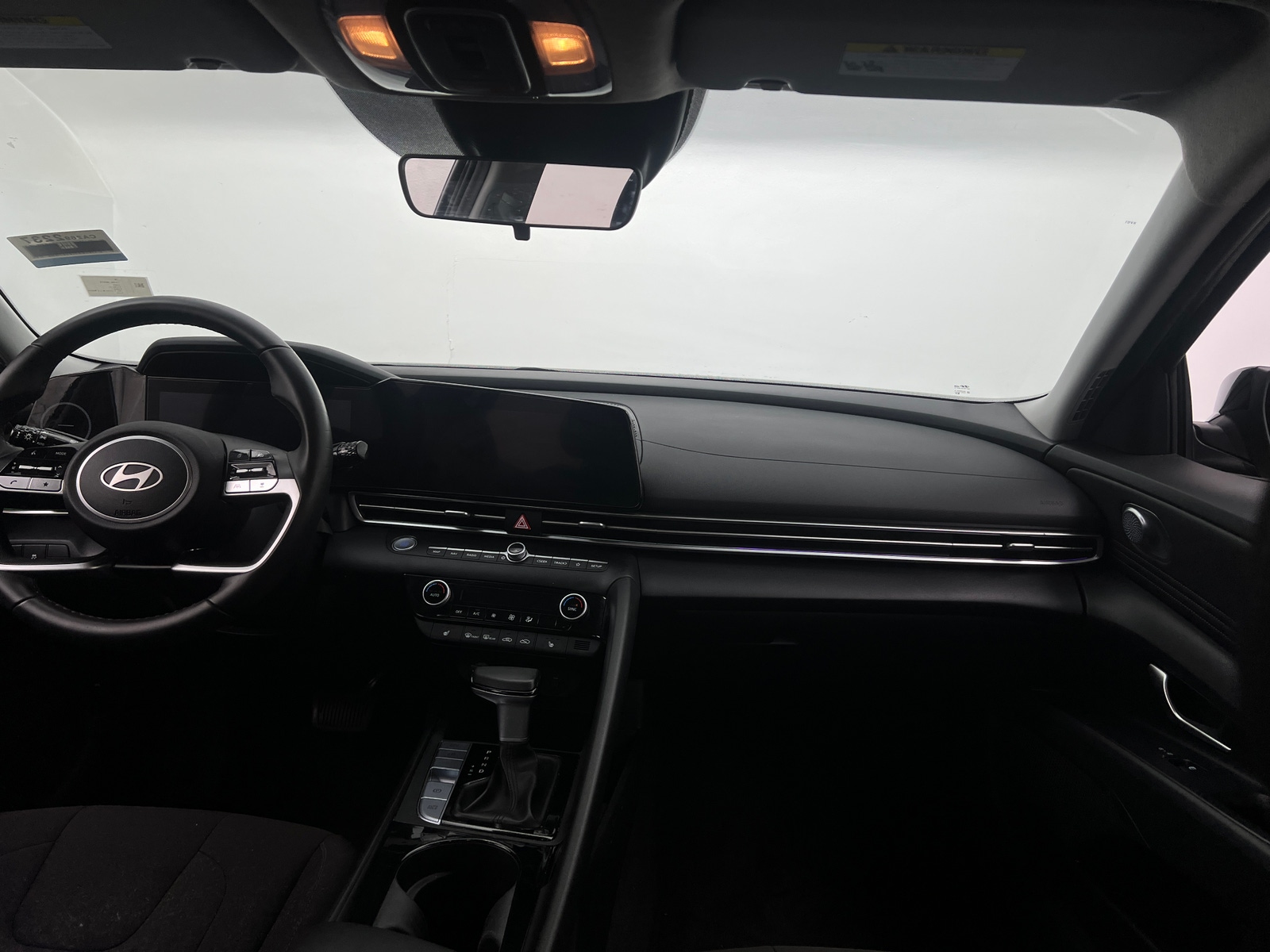 Thumbnail: 2025 Hyundai Elantra - 3