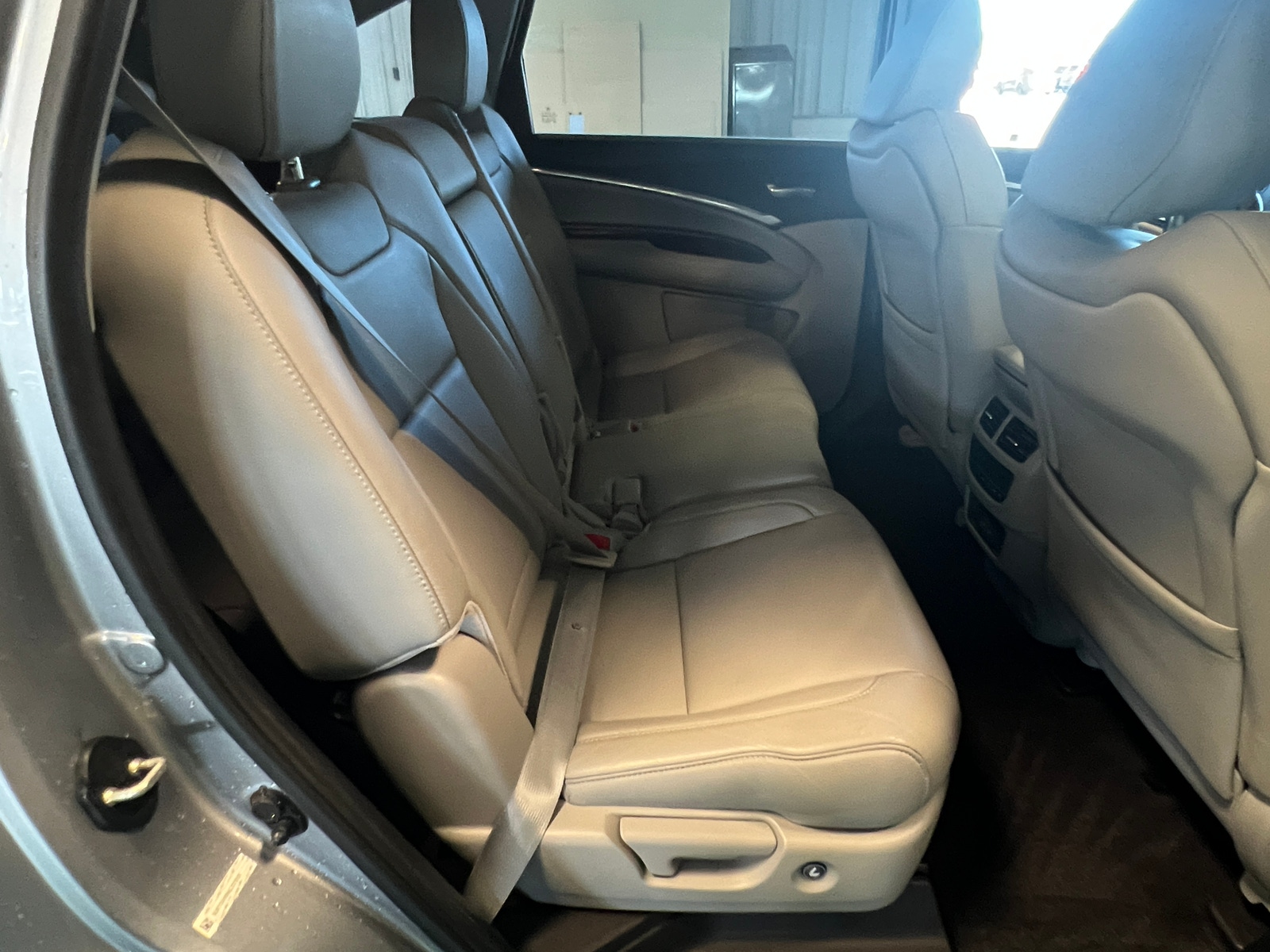 Thumbnail: 2017 Acura MDX - 6