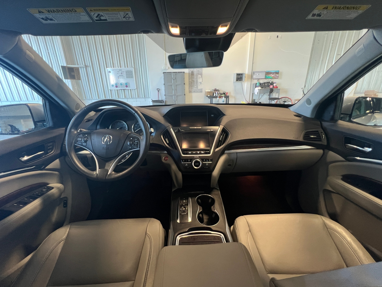 Thumbnail: 2017 Acura MDX - 3