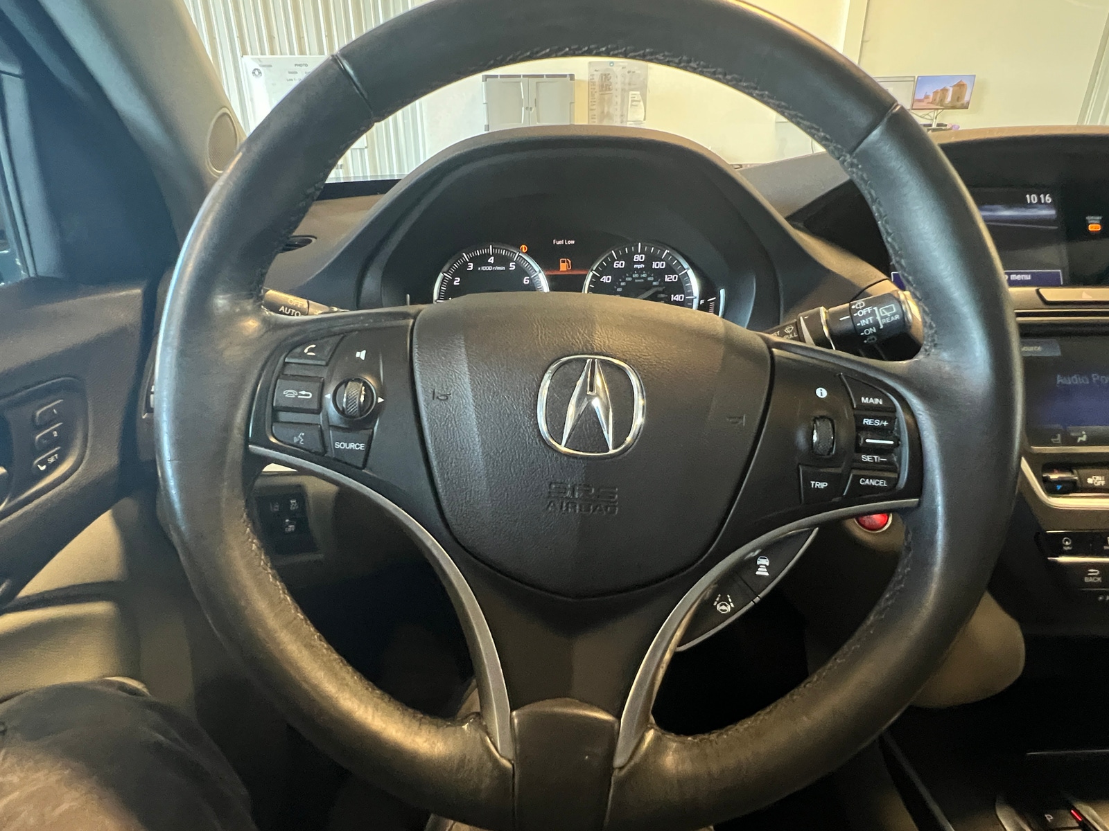 Thumbnail: 2017 Acura MDX - 5