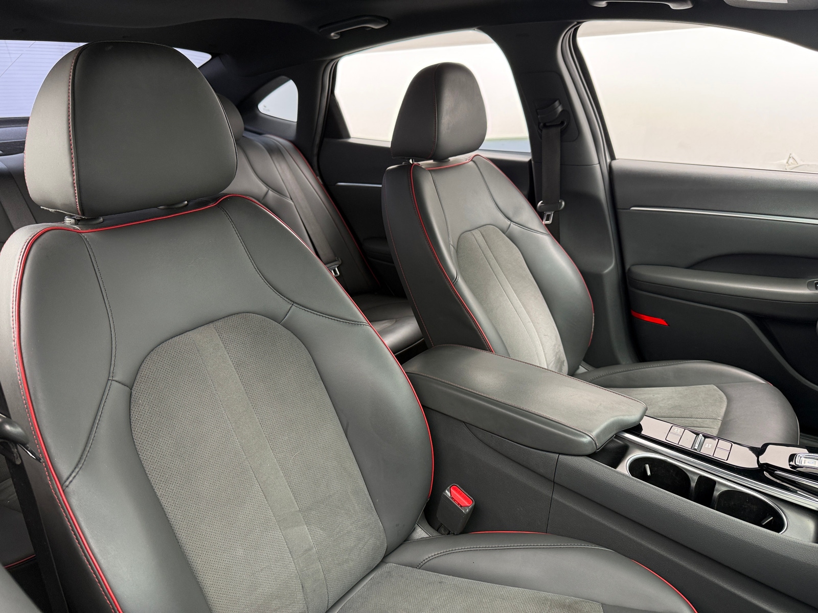 Thumbnail: 2021 Hyundai Sonata - 2