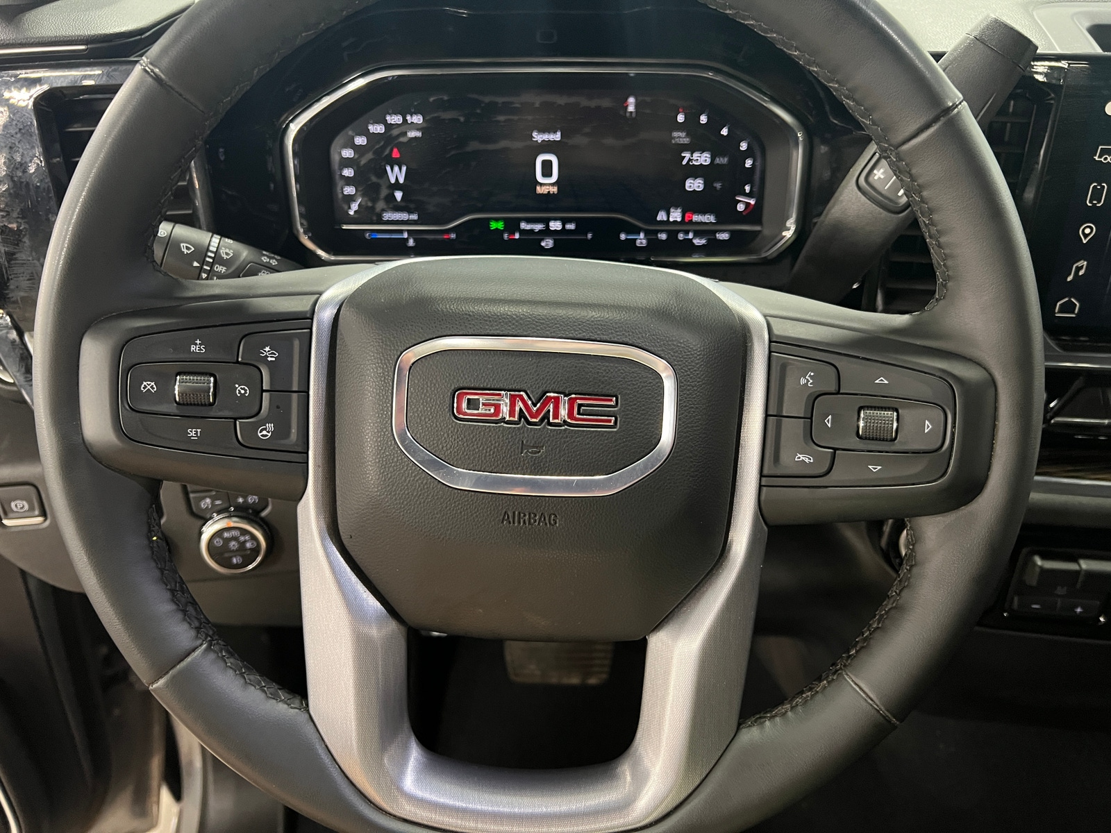 Thumbnail: 2024 GMC Sierra 1500 - 5