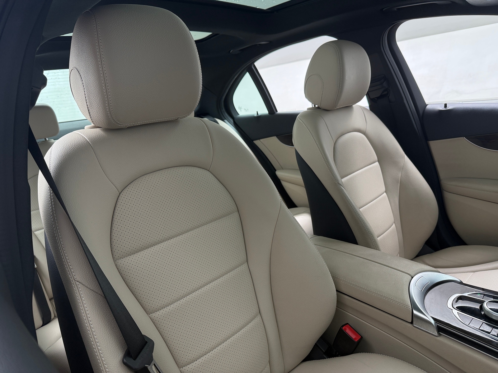 Thumbnail: 2018 Mercedes-Benz C-Class - 2