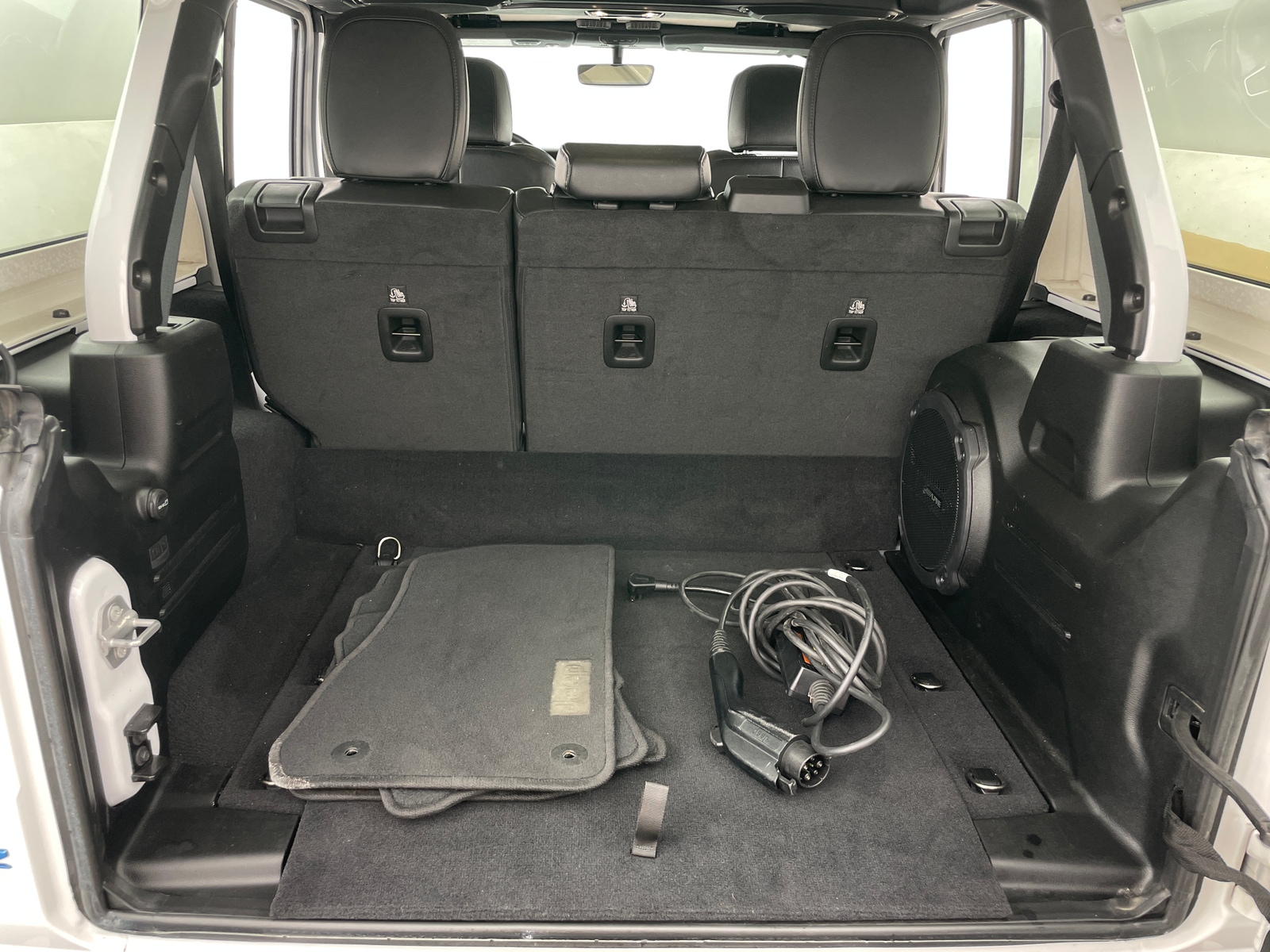 Thumbnail: 2021 Jeep Wrangler - 6