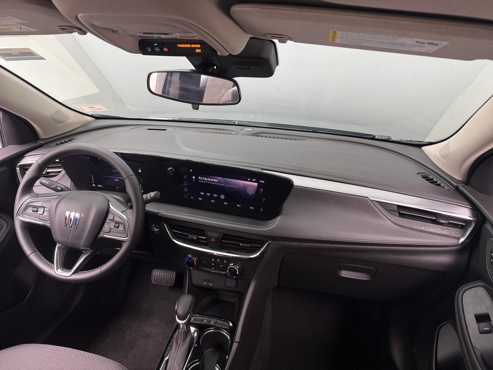Thumbnail: 2025 Buick Encore GX - 3