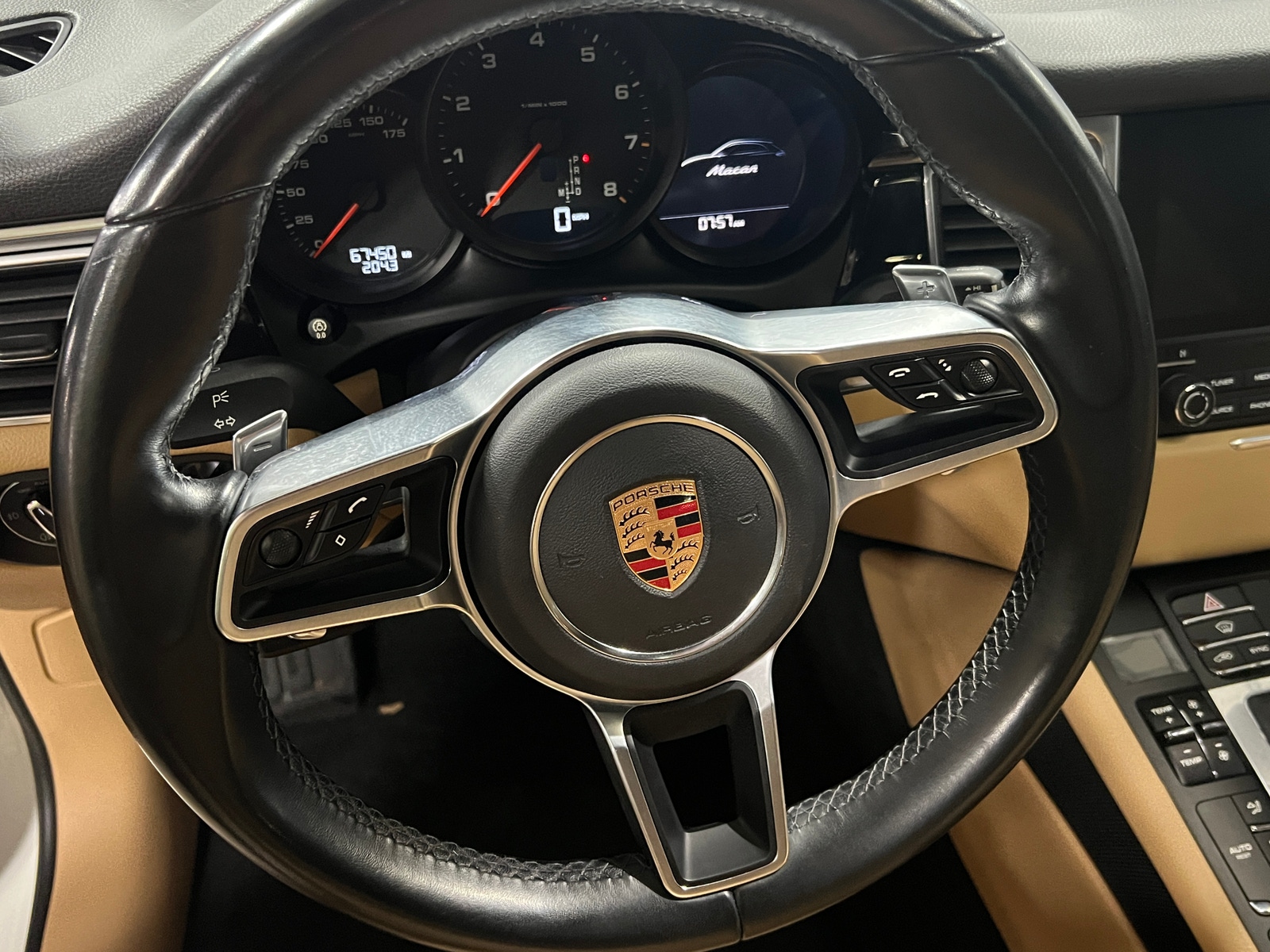 Thumbnail: 2017 Porsche Macan - 4