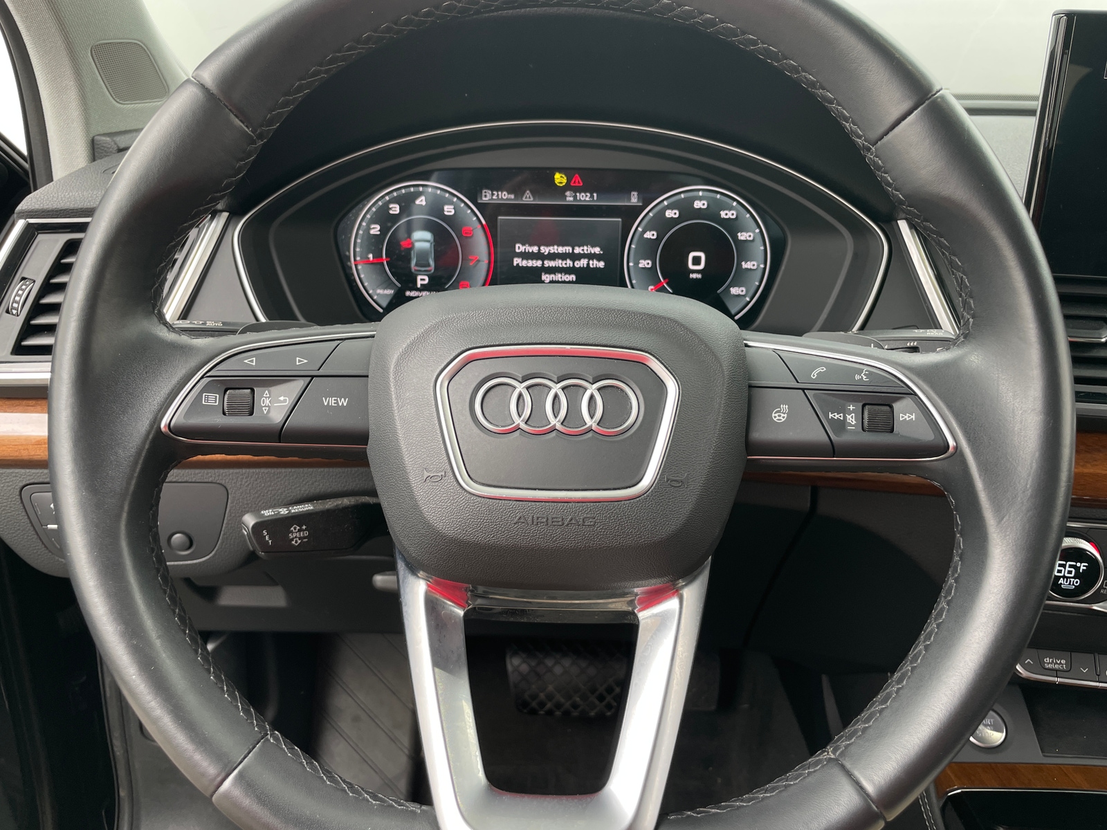 Thumbnail: 2022 Audi Q5 - 4