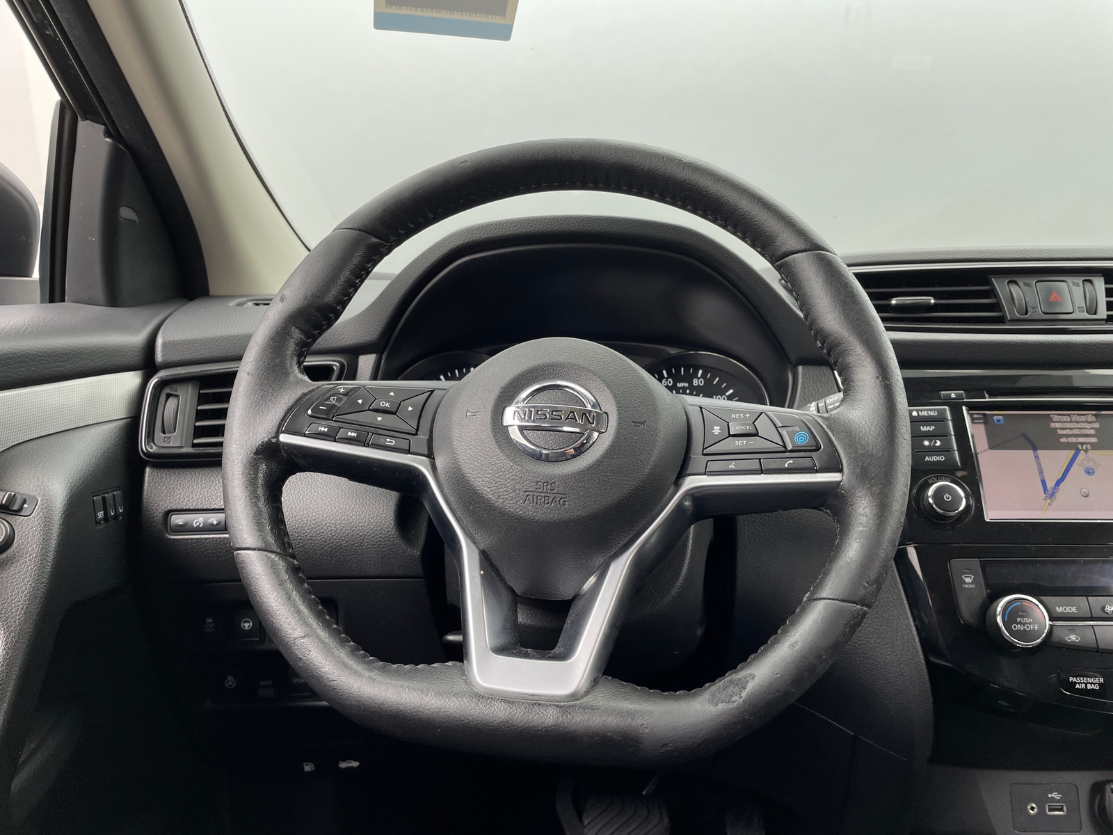 Thumbnail: 2020 Nissan Rogue Sport - 4