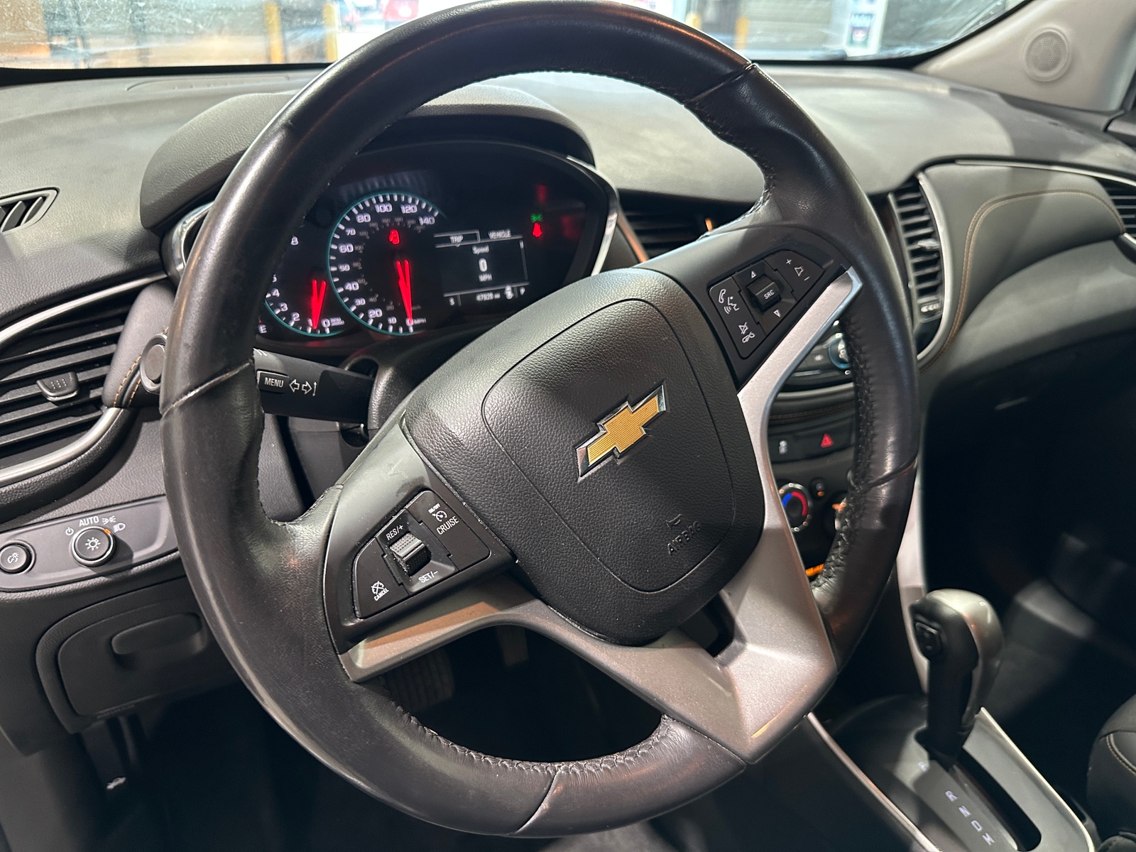 Thumbnail: 2022 Chevrolet Trax - 5