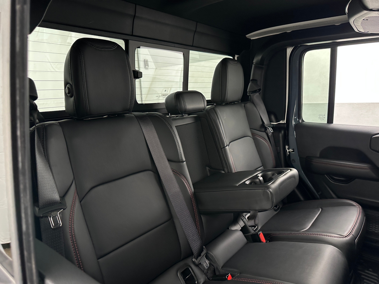 Thumbnail: 2024 Jeep Gladiator - 5