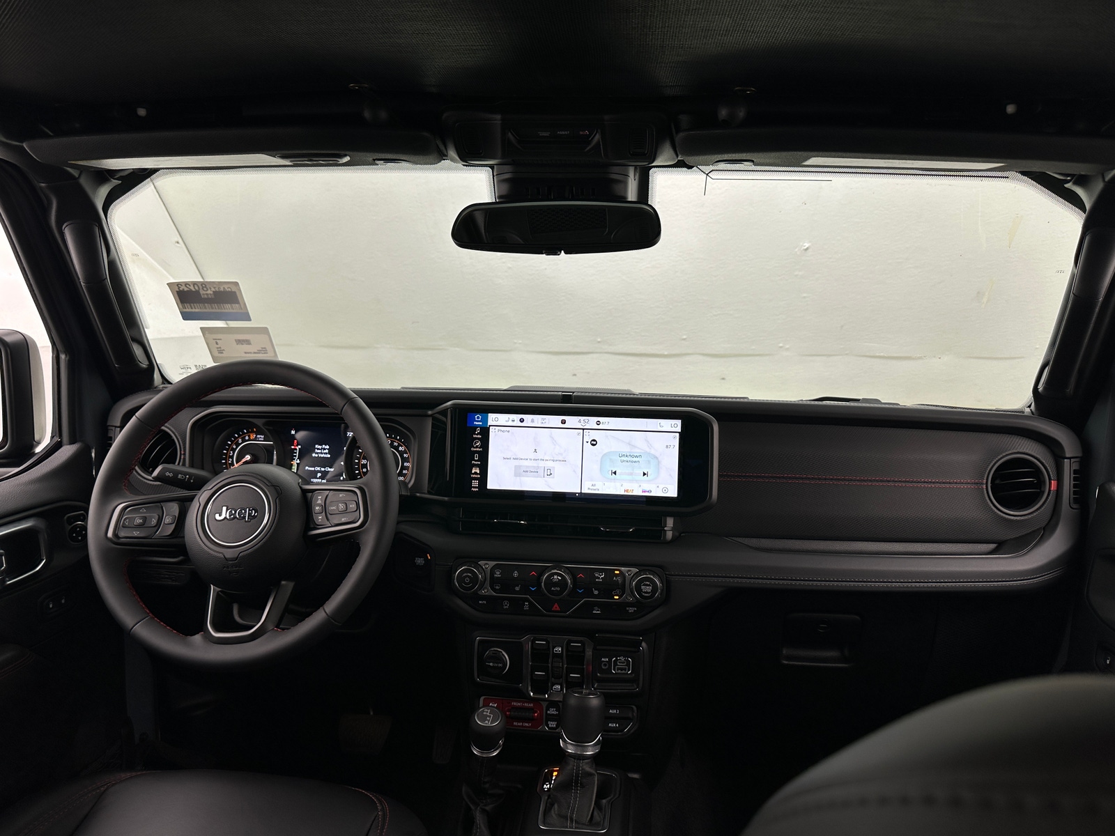 Thumbnail: 2024 Jeep Gladiator - 2