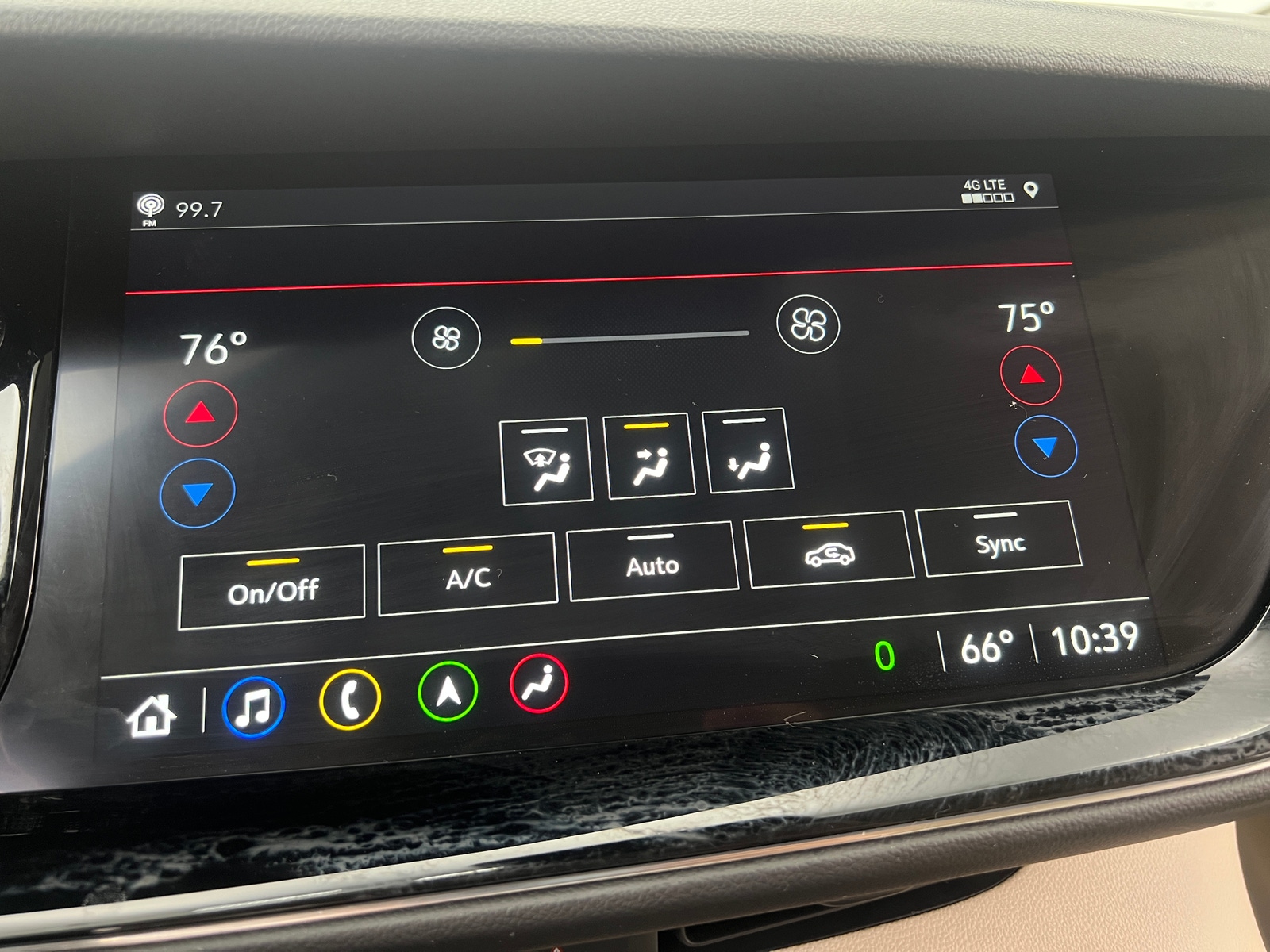 Thumbnail: 2022 Buick Envision - 3