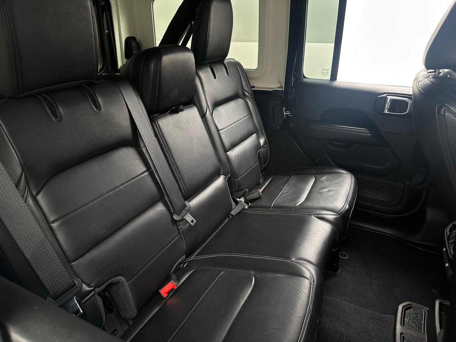 Thumbnail: 2020 Jeep Wrangler - 5