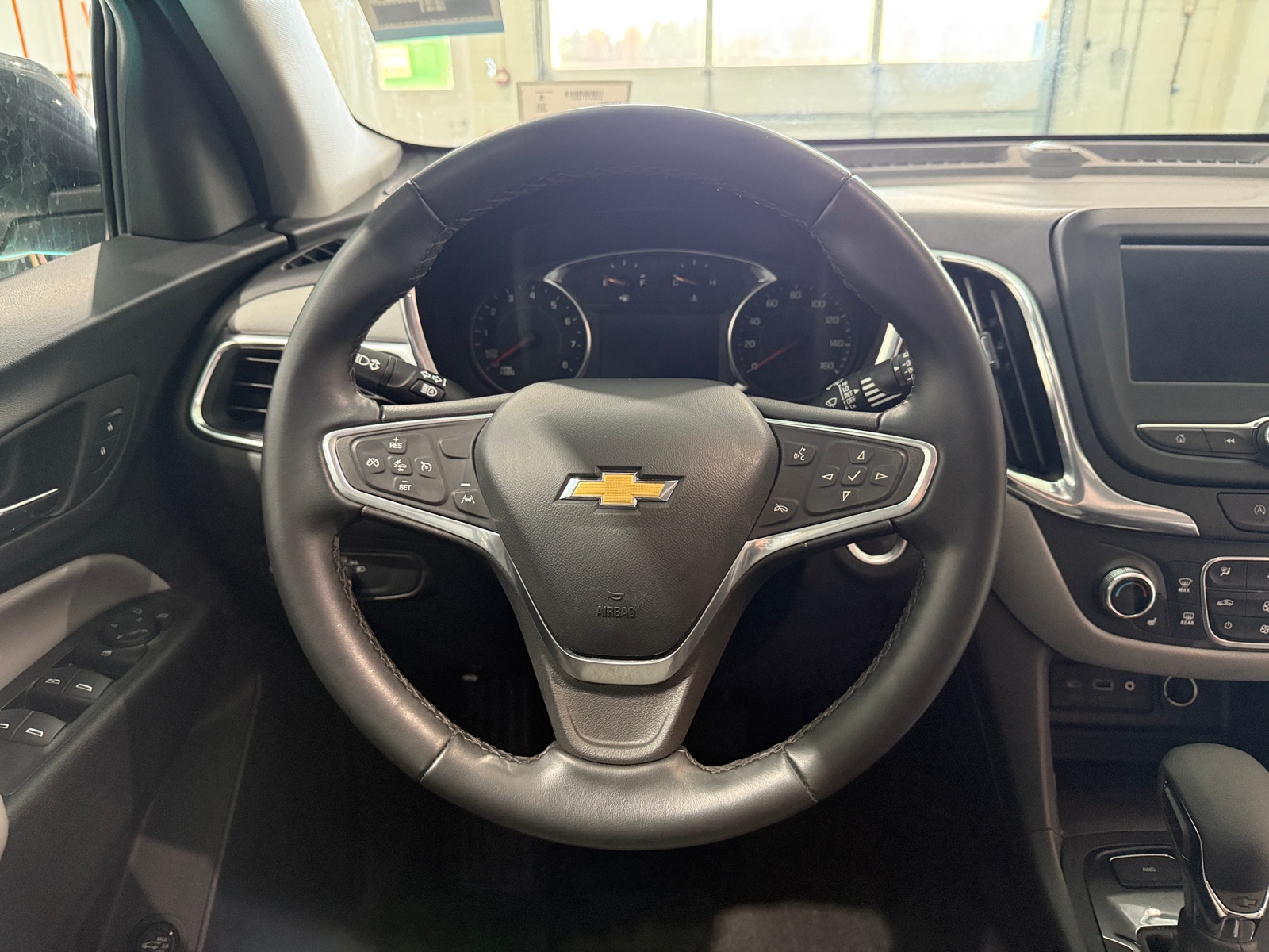 Thumbnail: 2023 Chevrolet Equinox - 5