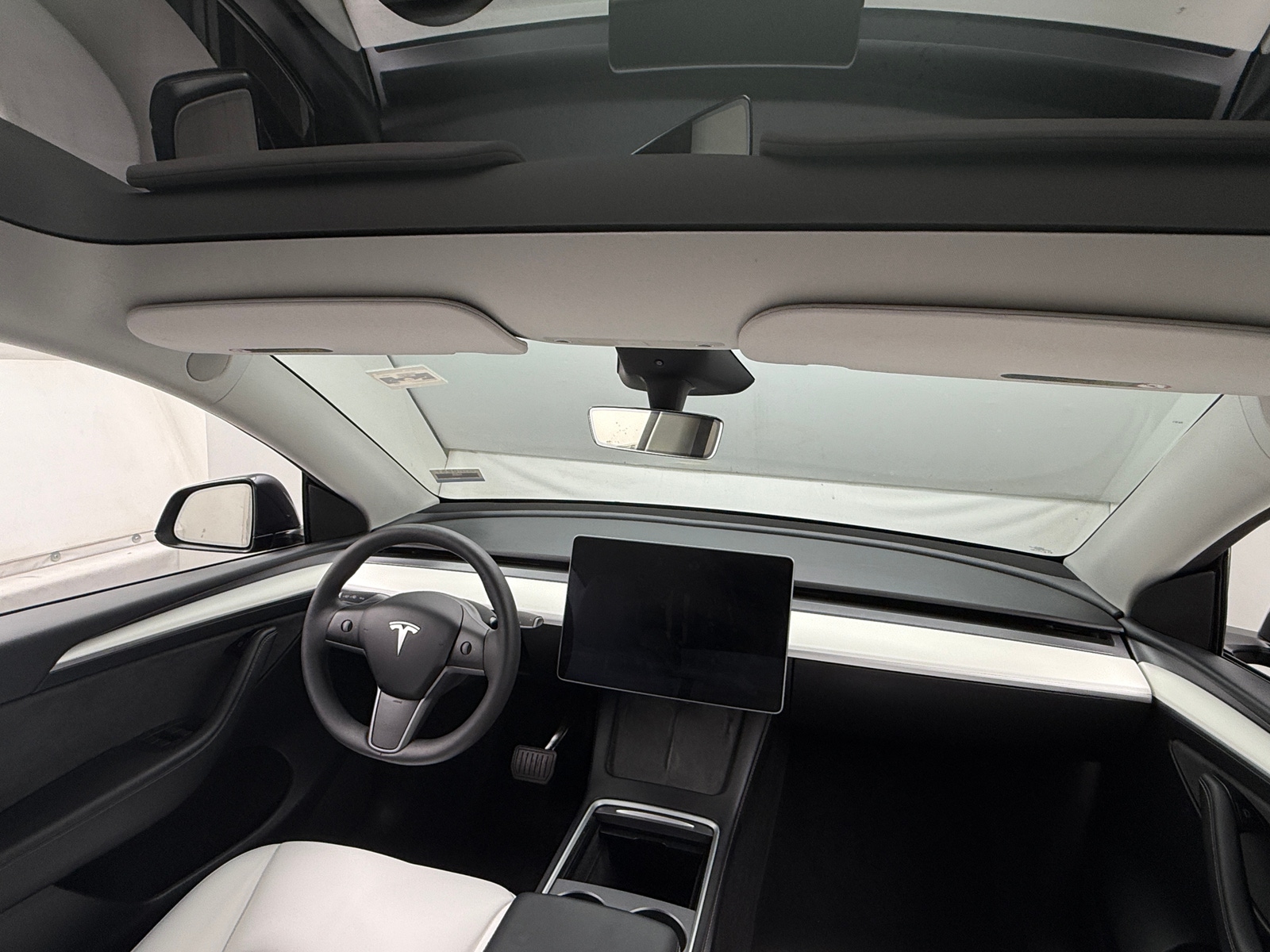 Thumbnail: 2024 Tesla Model Y - 2