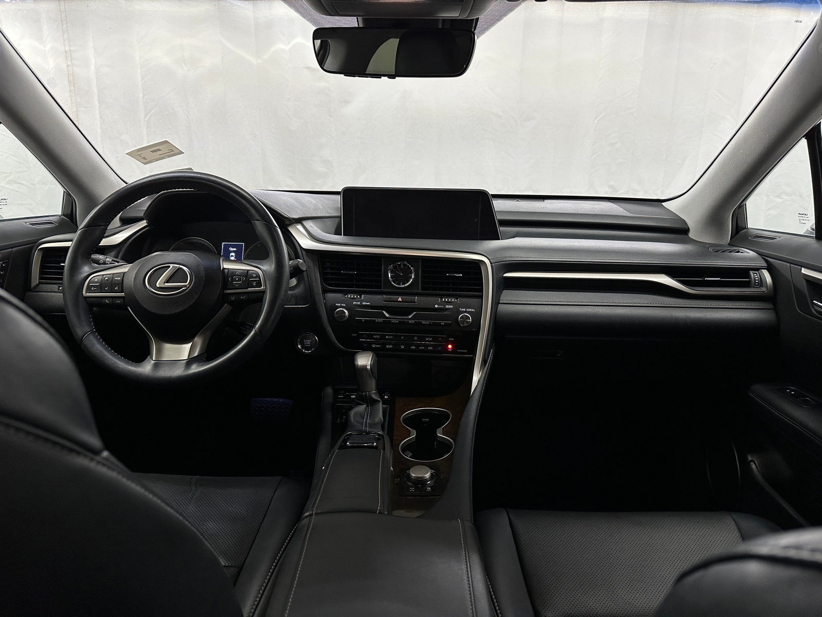 Thumbnail: 2017 Lexus RX - 3