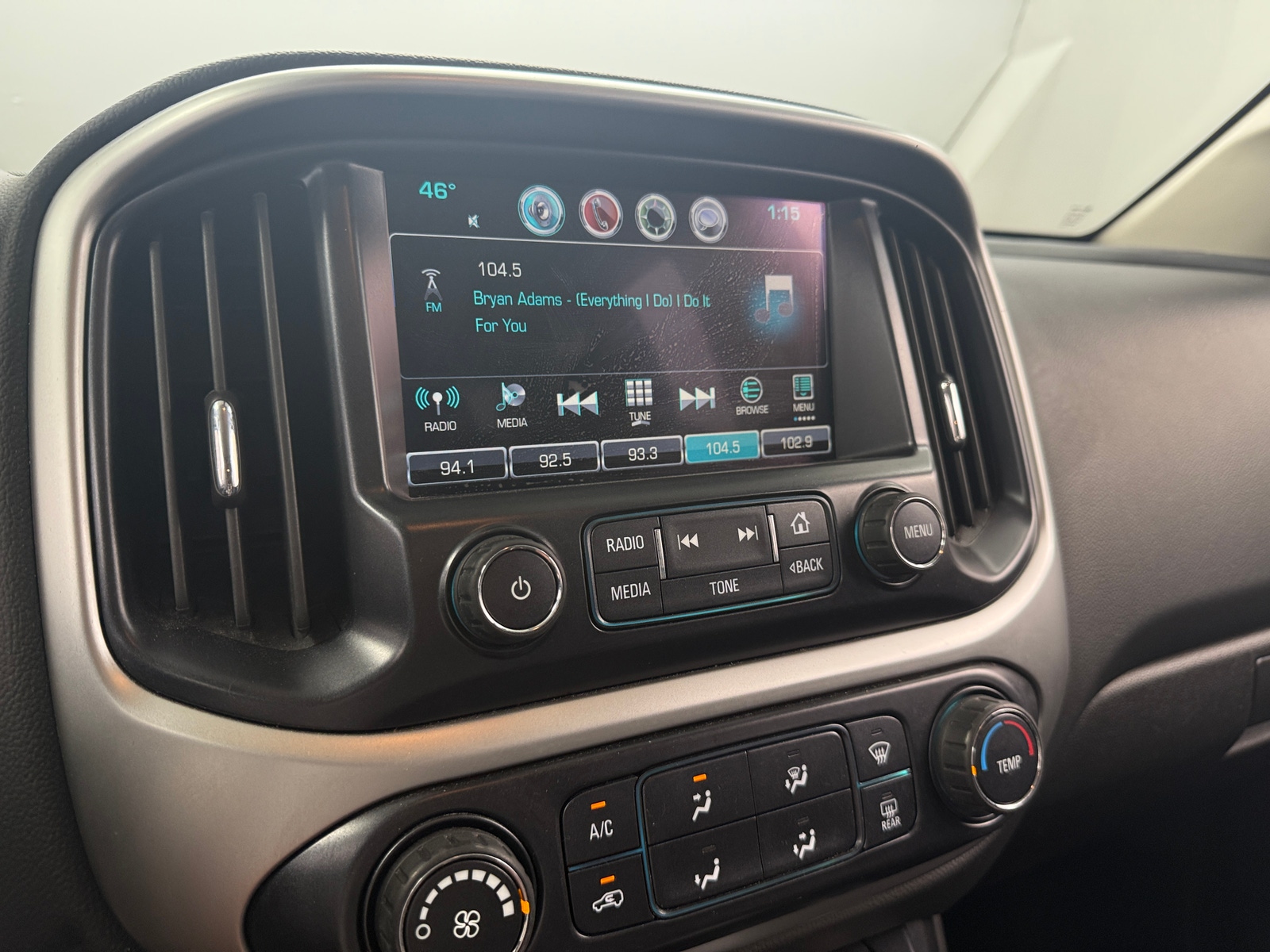 Thumbnail: 2016 Chevrolet Colorado - 4