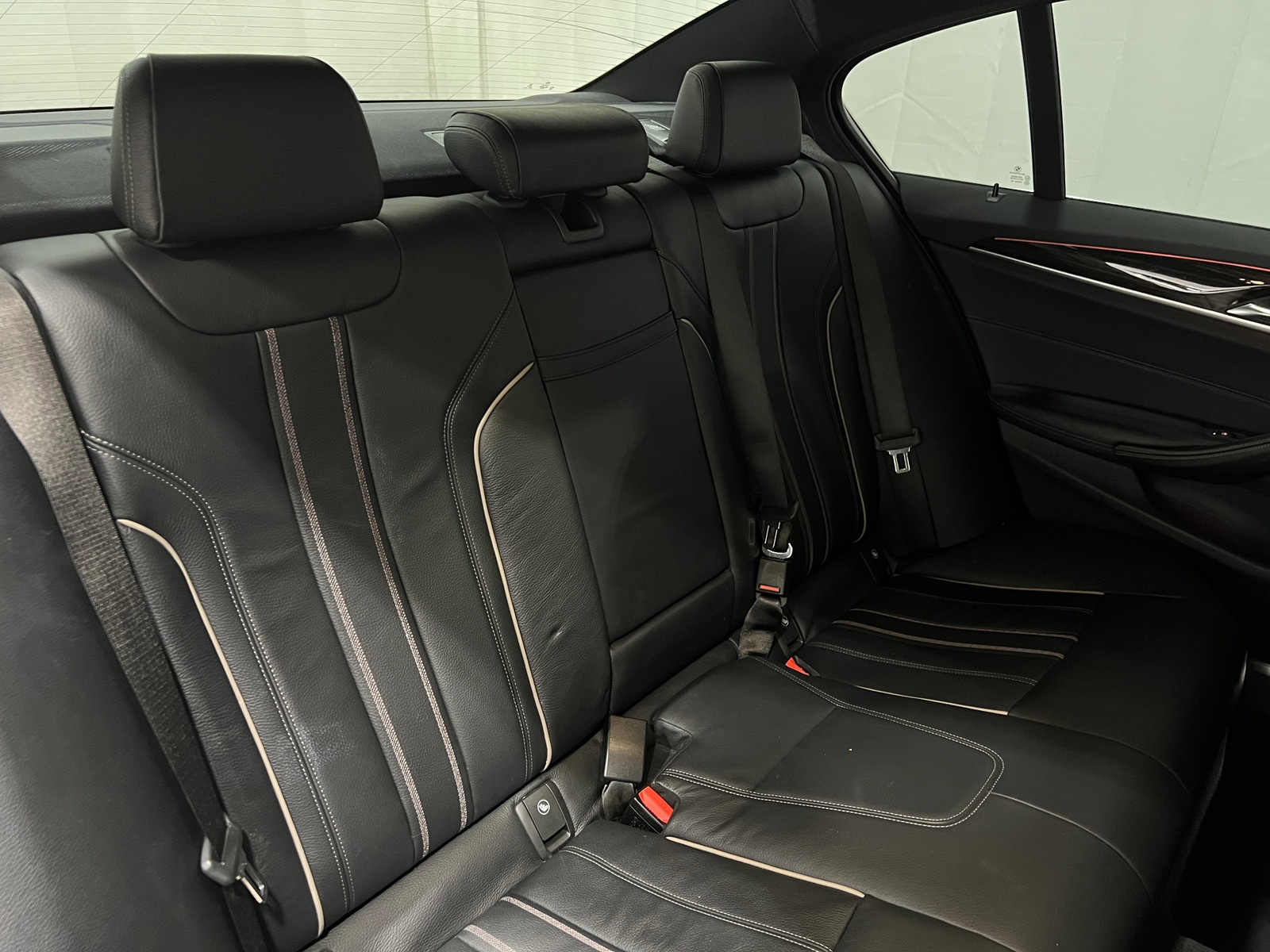 Thumbnail: 2017 BMW 5 Series - 5