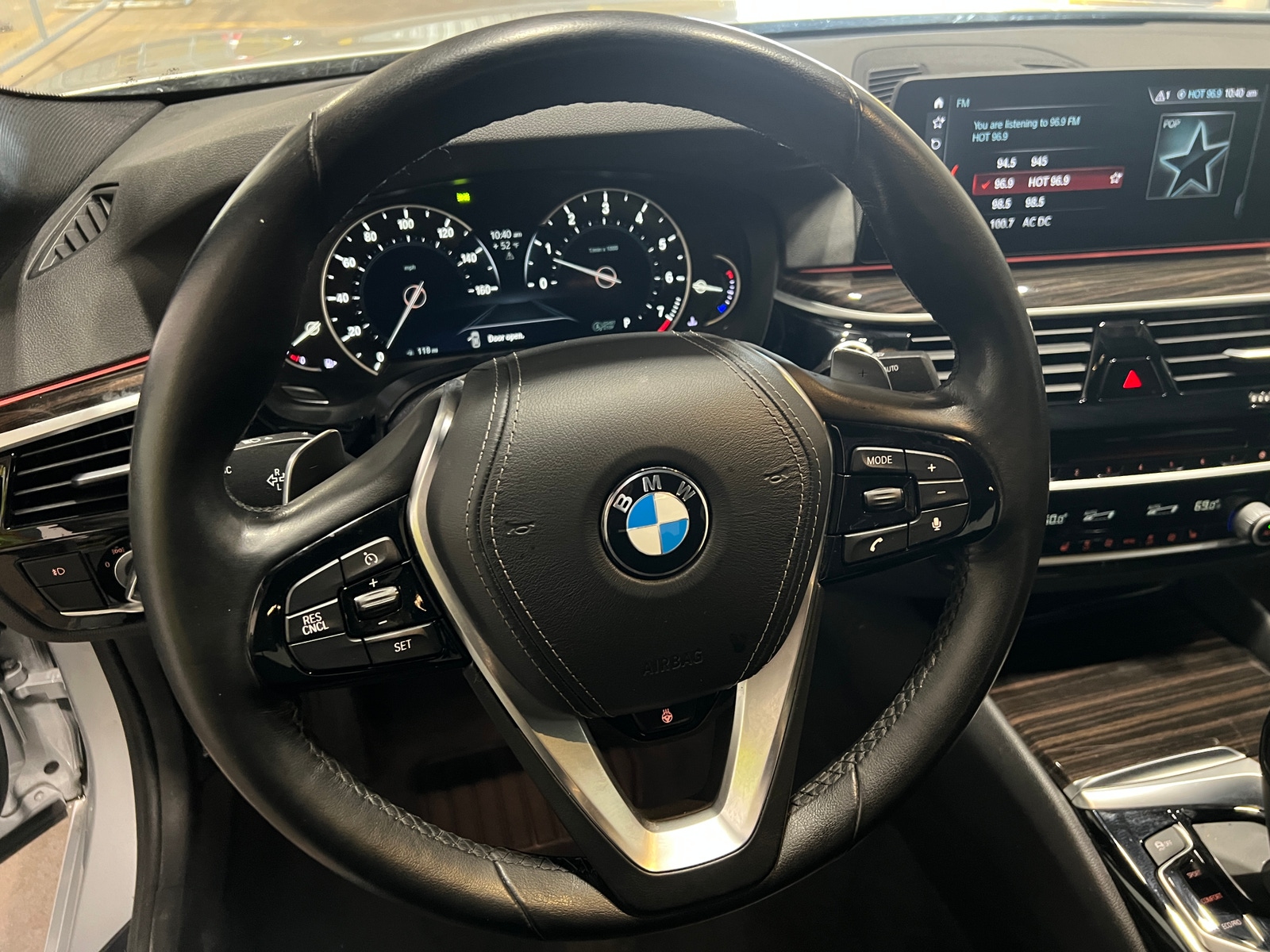 Thumbnail: 2017 BMW 5 Series - 4