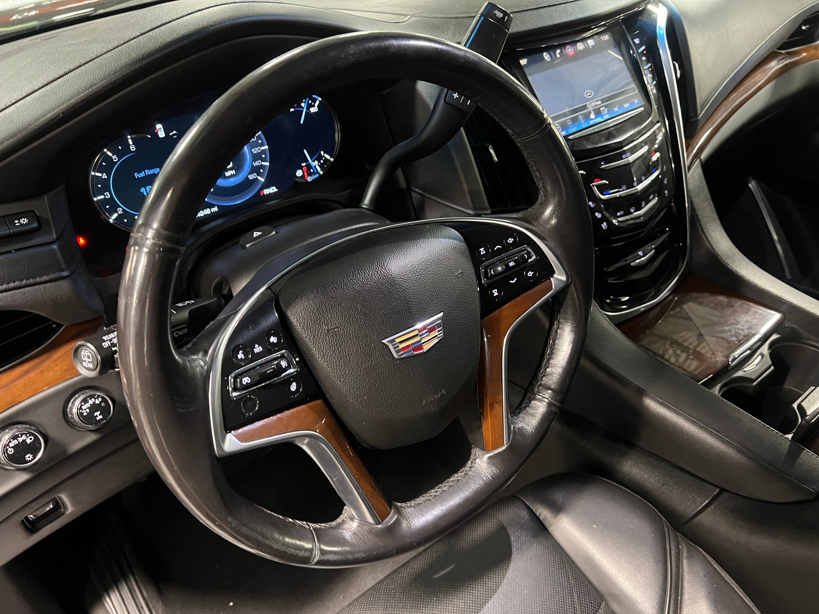 Thumbnail: 2018 Cadillac Escalade - 4