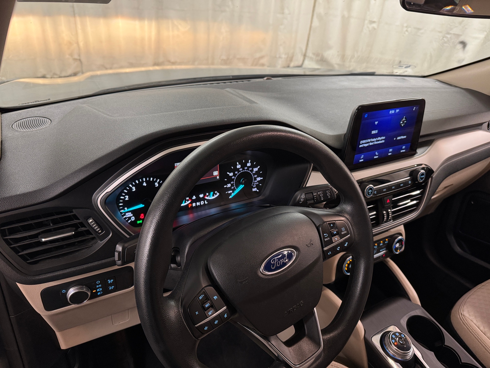 Thumbnail: 2020 Ford Escape - 3