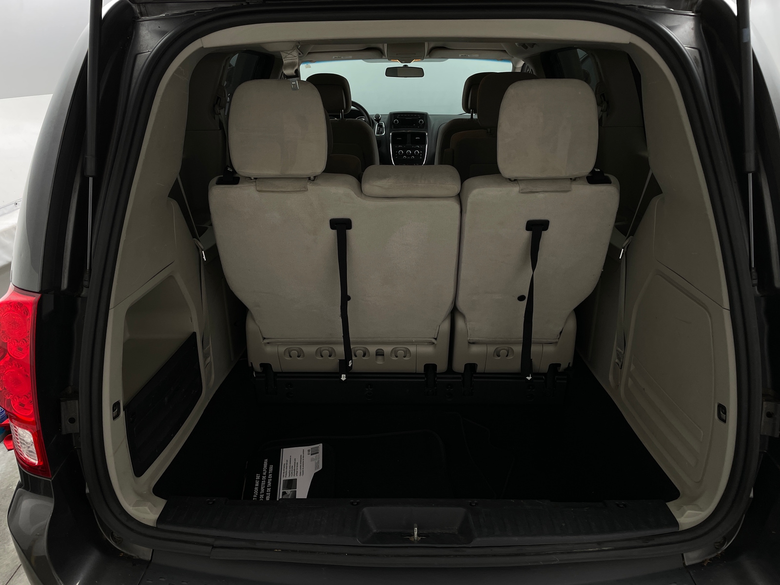 Thumbnail: 2016 Dodge Grand Caravan - 7