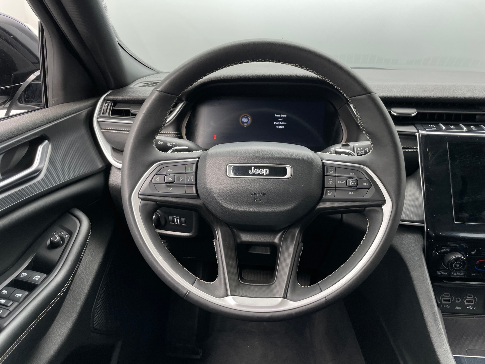 Thumbnail: 2024 Jeep Grand Cherokee - 4