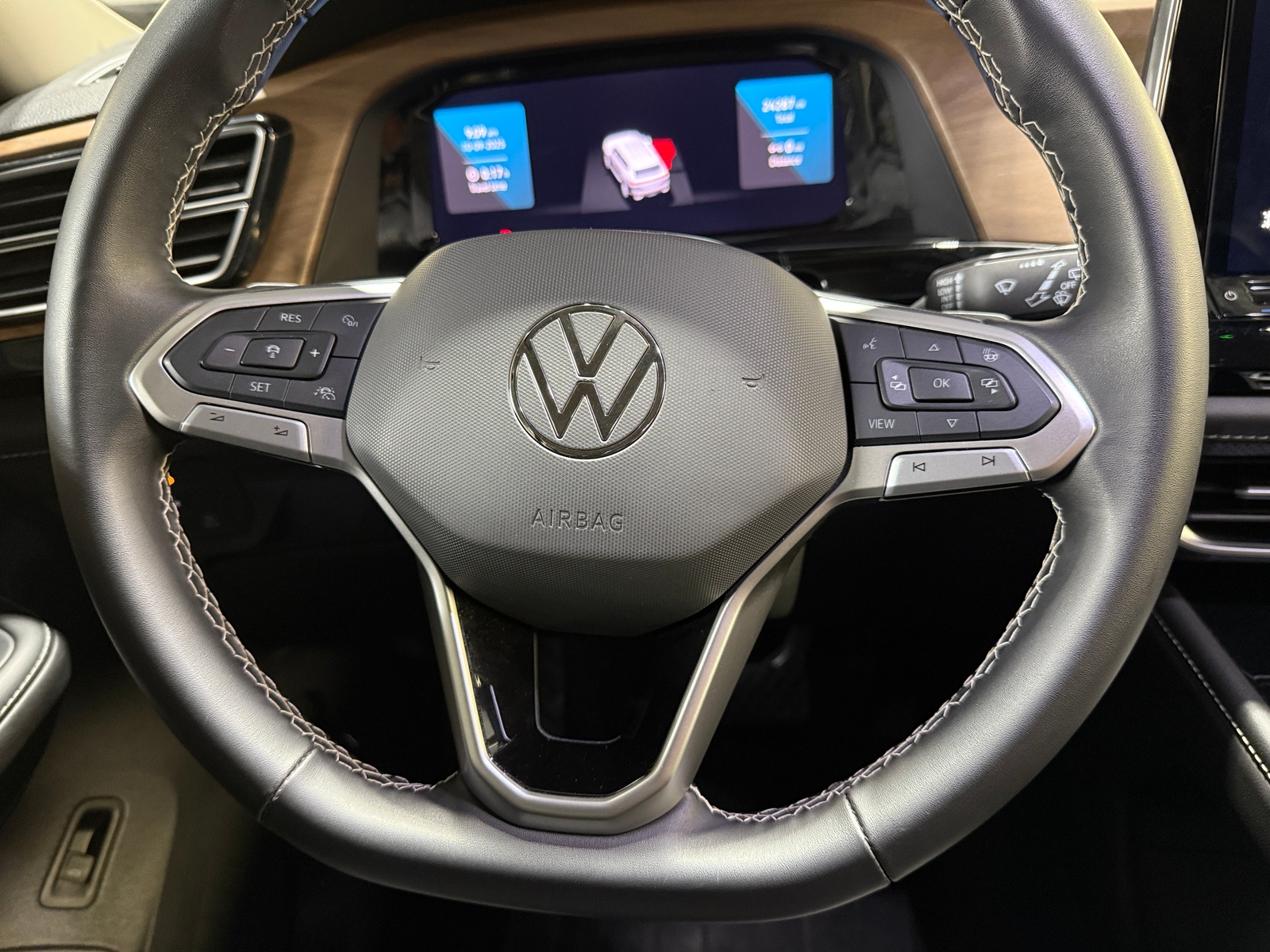 Thumbnail: 2024 Volkswagen Atlas - 4