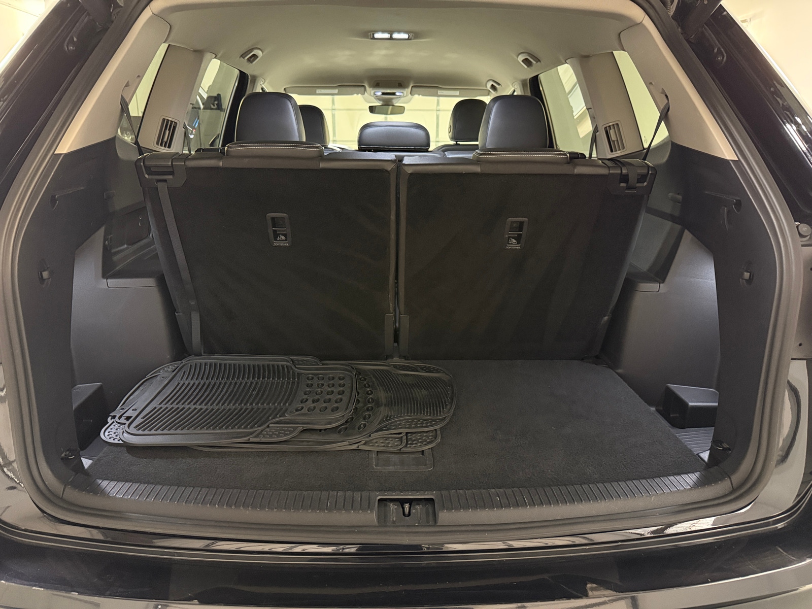 Thumbnail: 2024 Volkswagen Atlas - 6