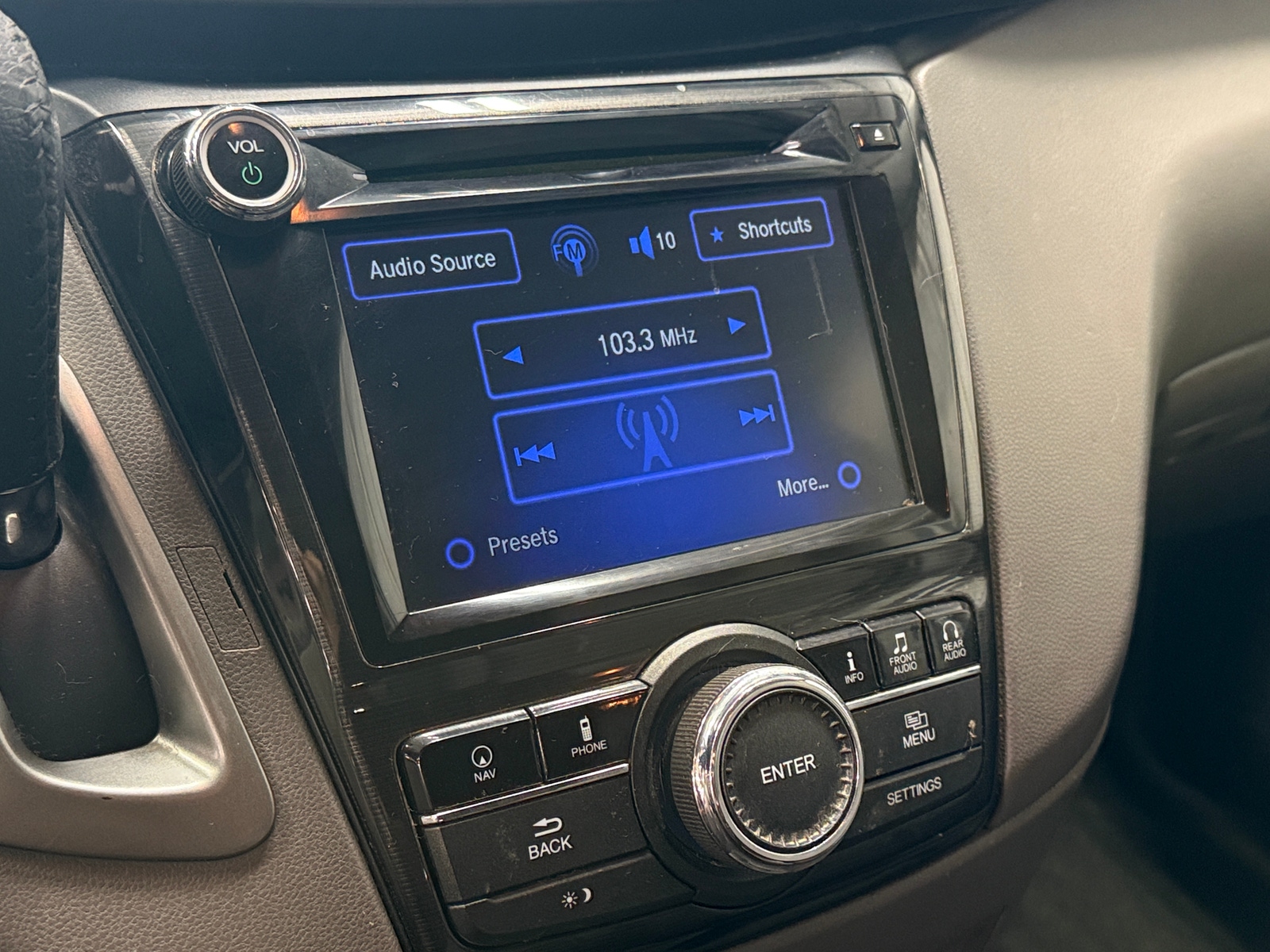 Thumbnail: 2015 Honda Odyssey - 3
