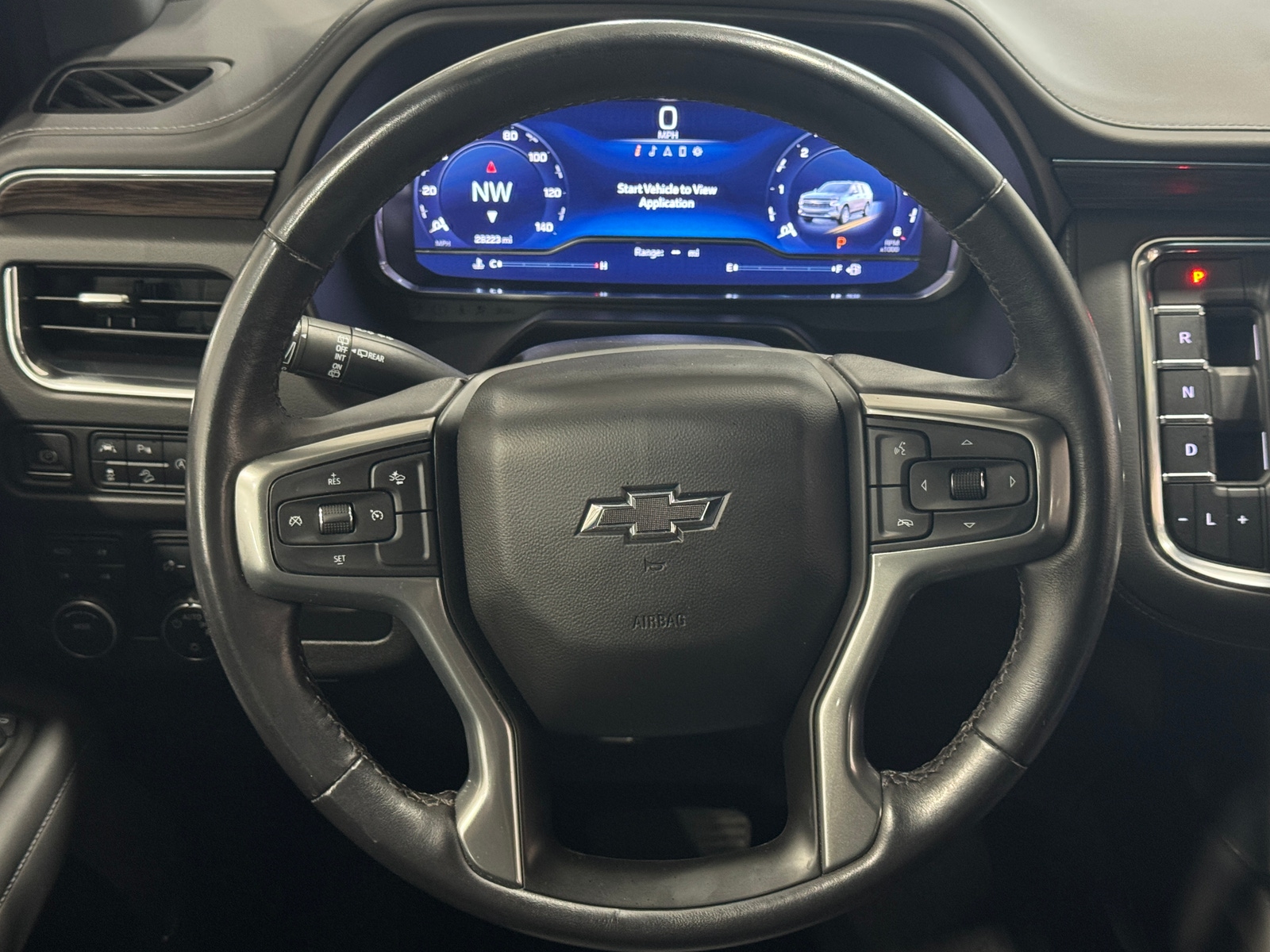 Thumbnail: 2022 Chevrolet Tahoe - 4