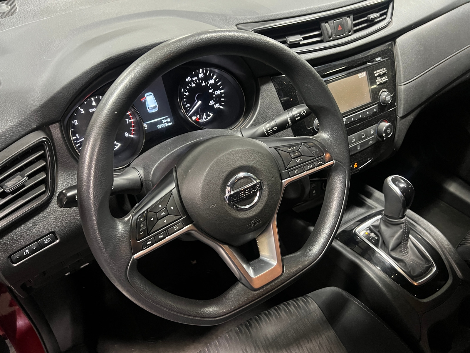 Thumbnail: 2017 Nissan Rogue - 5