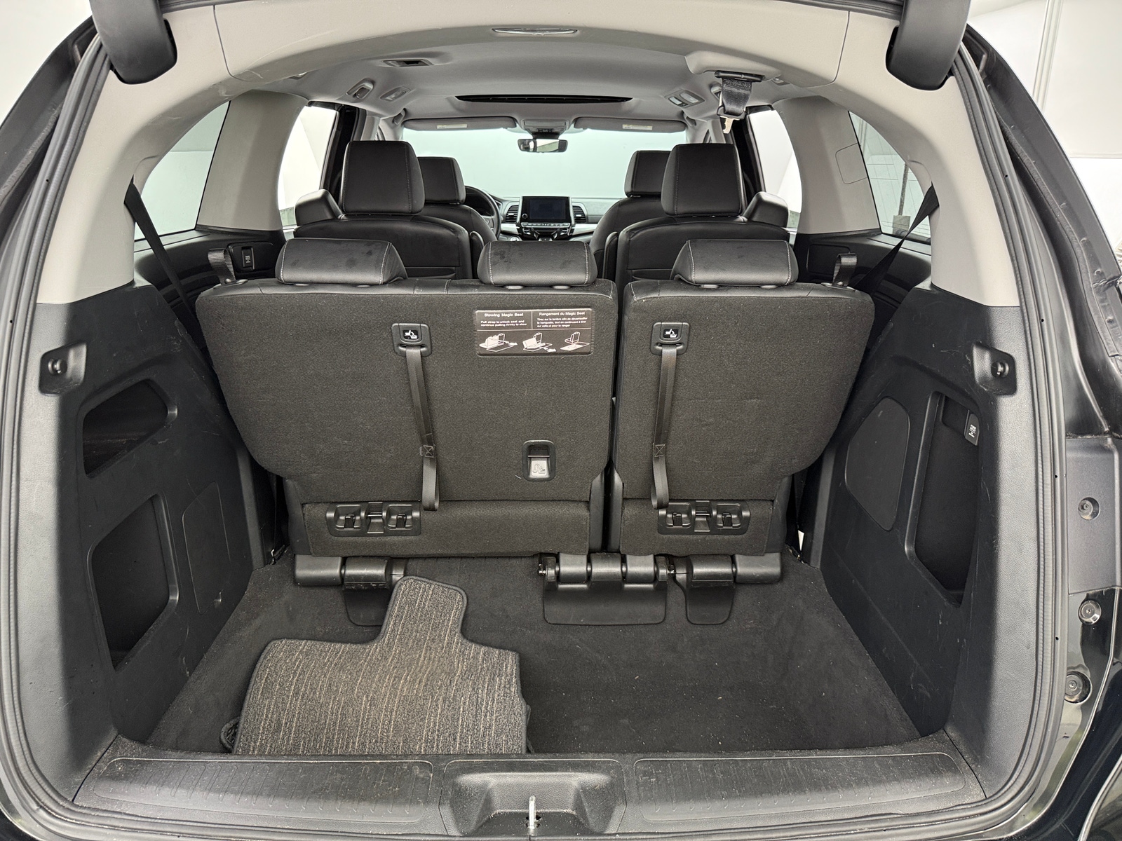 Thumbnail: 2023 Honda Odyssey - 6