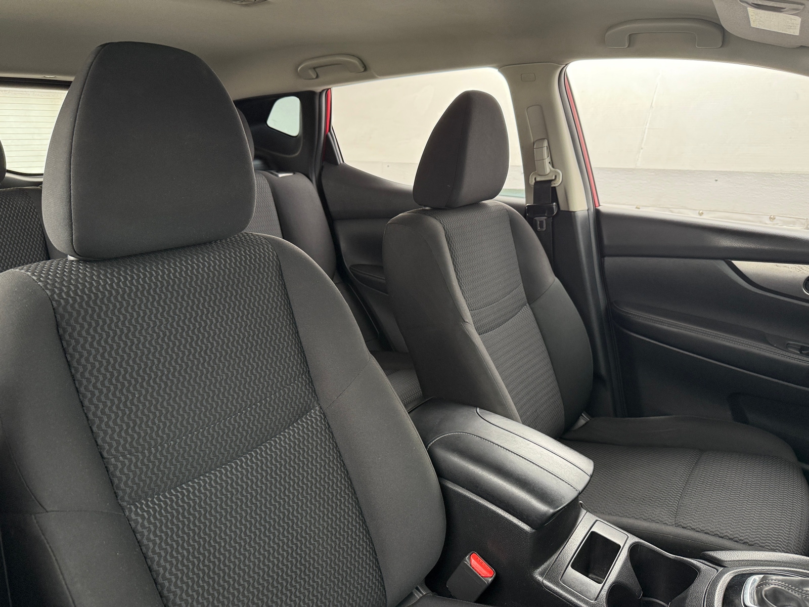 Thumbnail: 2018 Nissan Rogue Sport - 2
