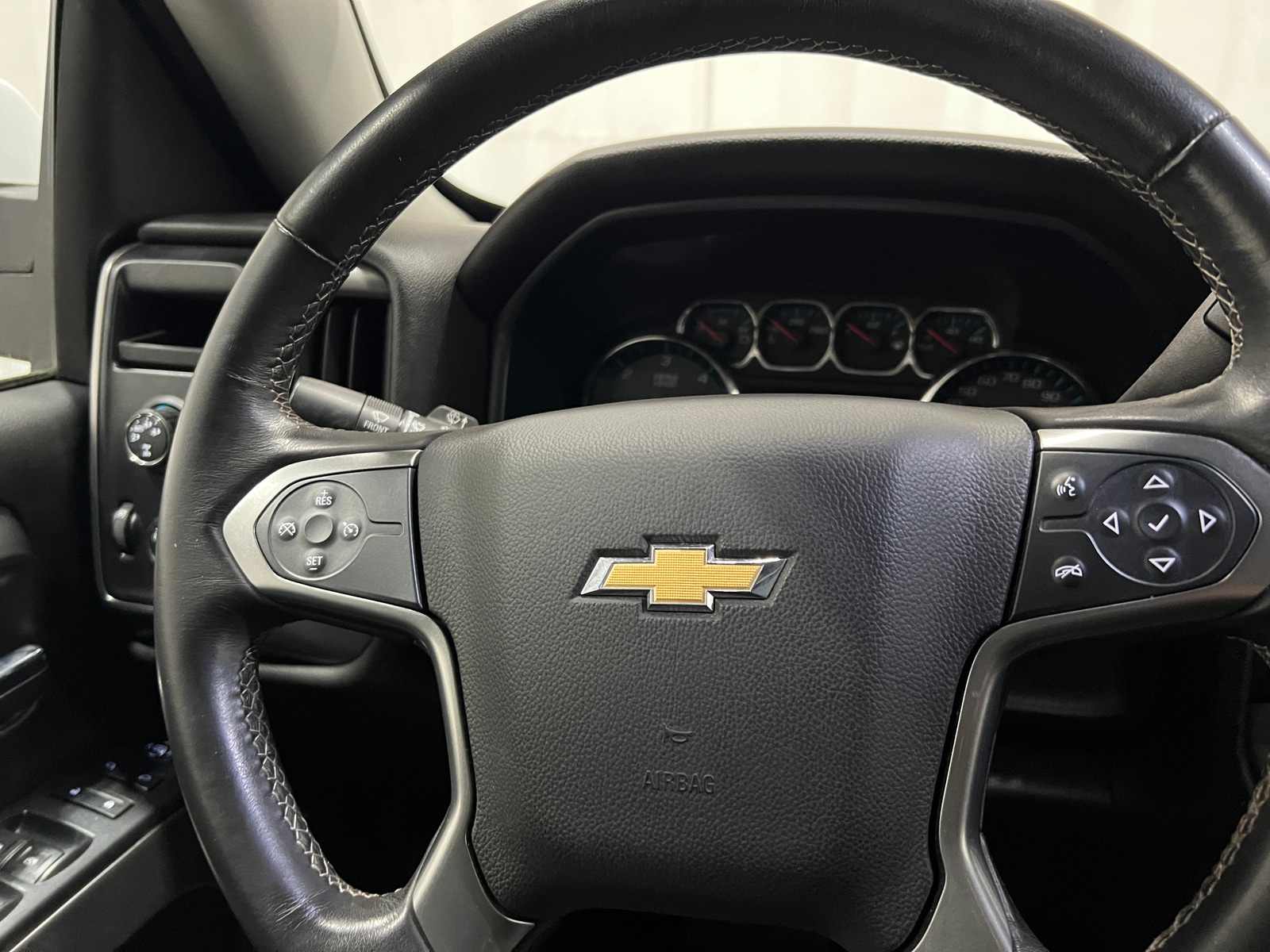 Thumbnail: 2016 Chevrolet Silverado 1500 - 5