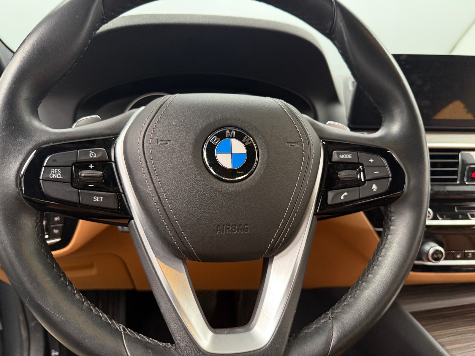 Thumbnail: 2018 BMW 5 Series - 4