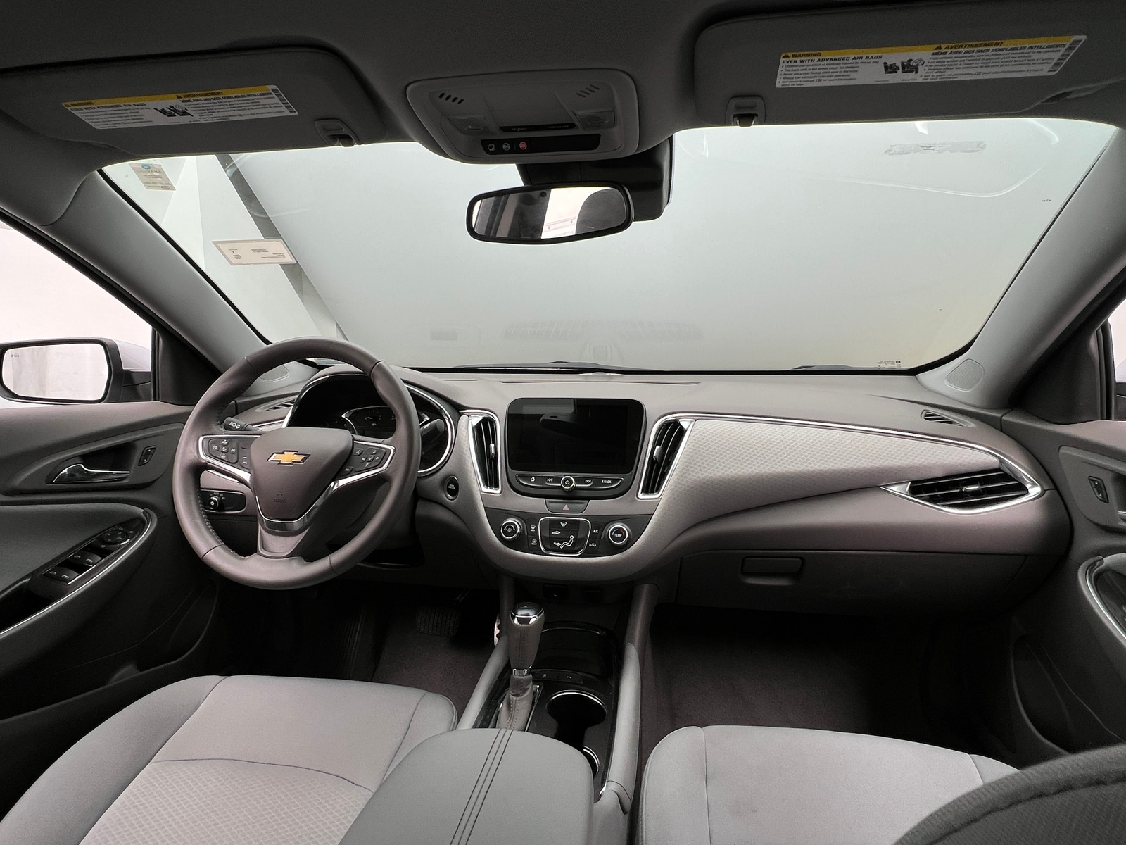Thumbnail: 2016 Chevrolet Malibu - 3