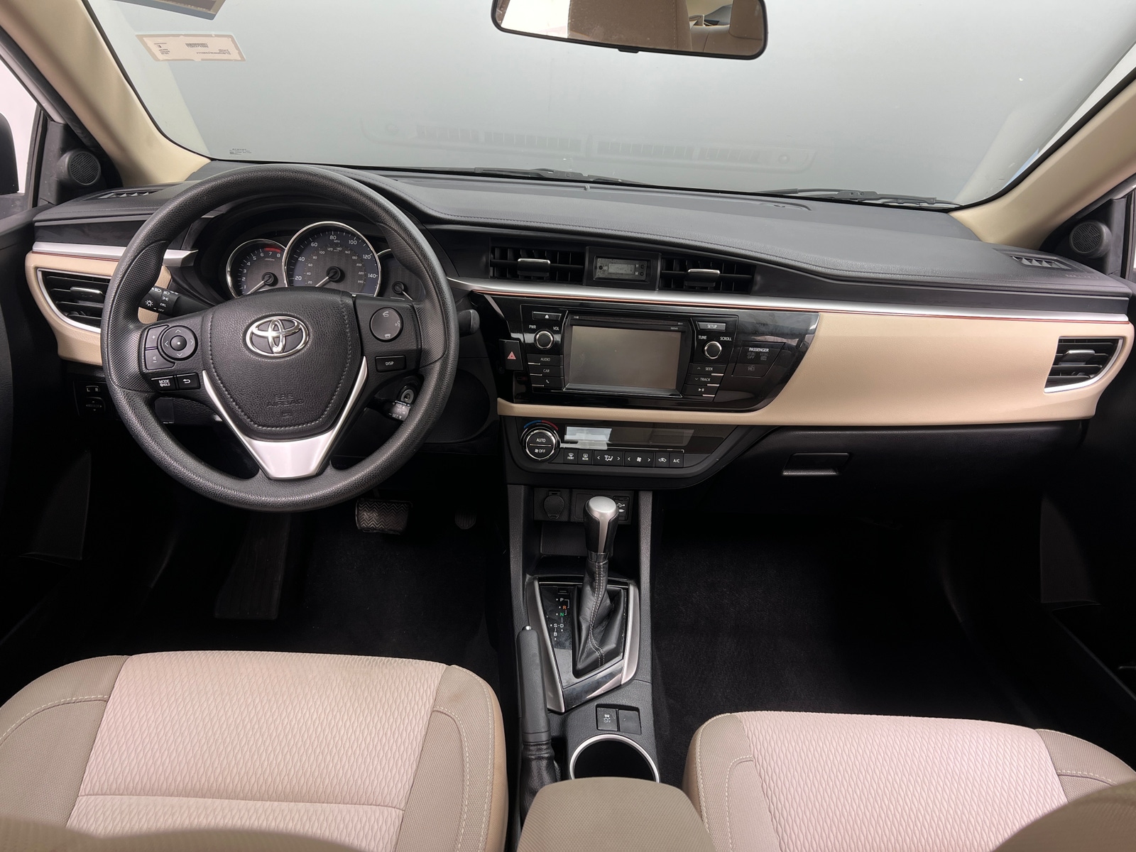 Thumbnail: 2015 Toyota Corolla - 3