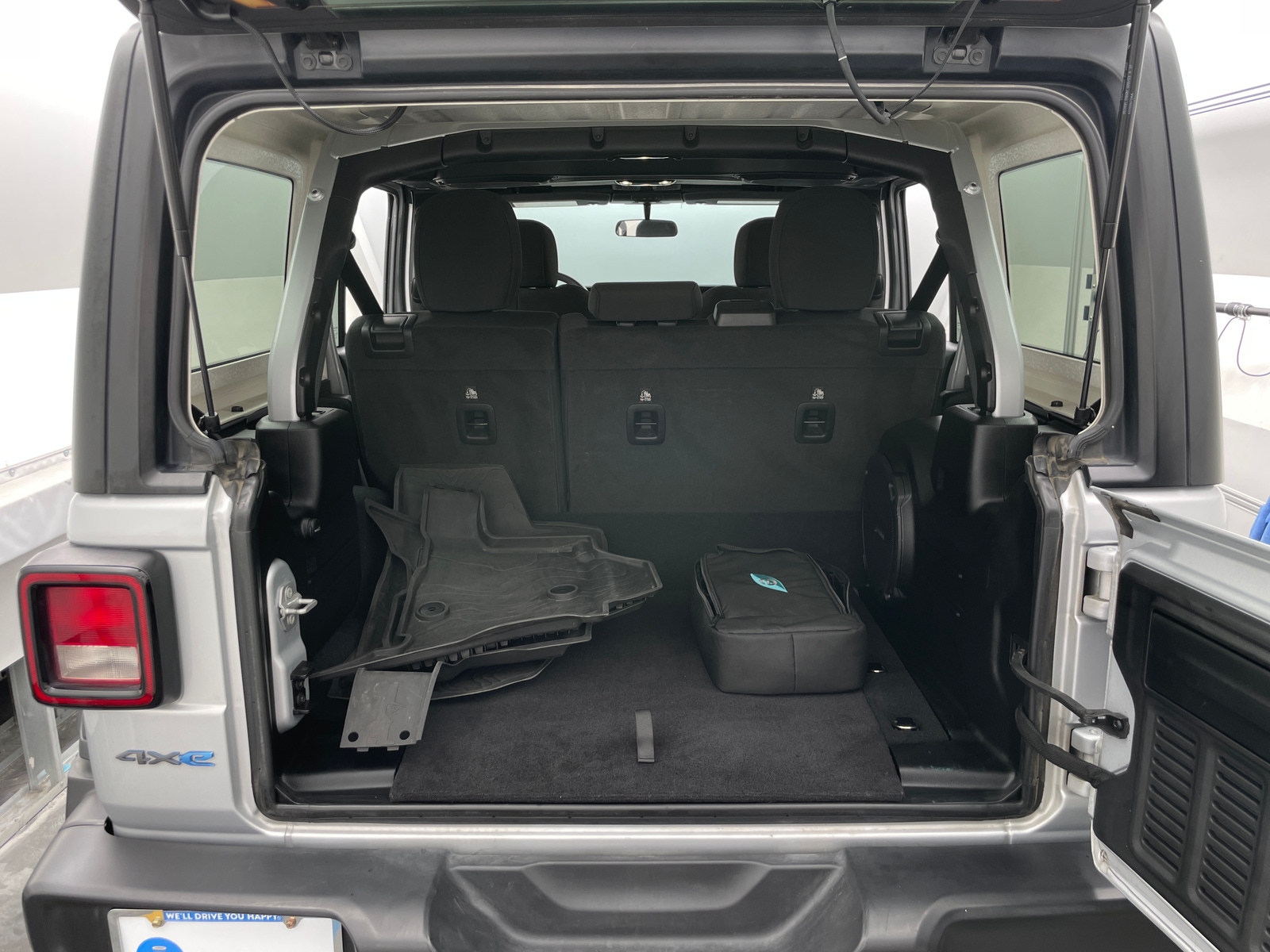 Thumbnail: 2023 Jeep Wrangler - 7