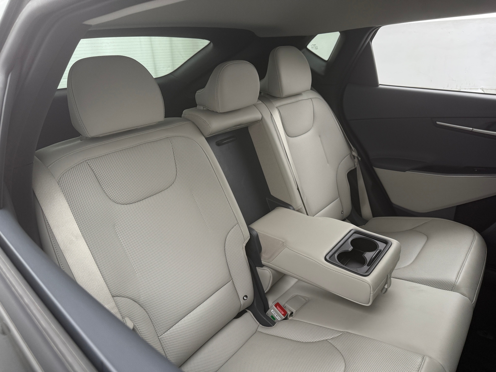Thumbnail: 2023 Kia EV6 - 5