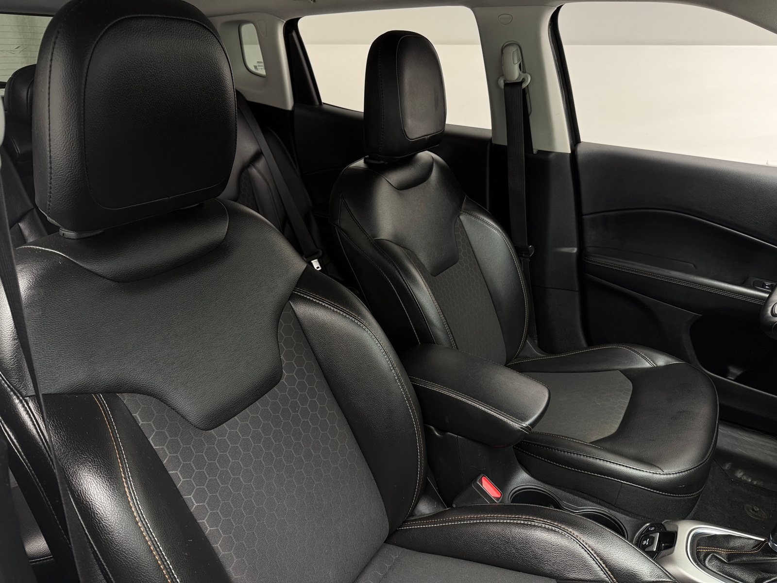 Thumbnail: 2018 Jeep Compass - 2