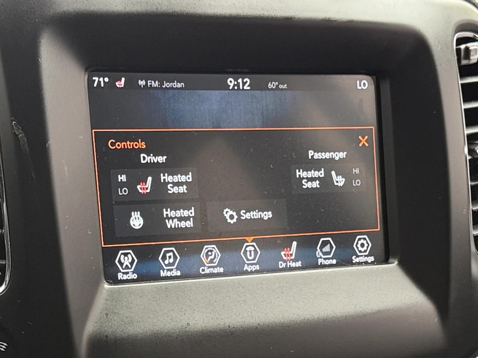 Thumbnail: 2018 Jeep Compass - 4