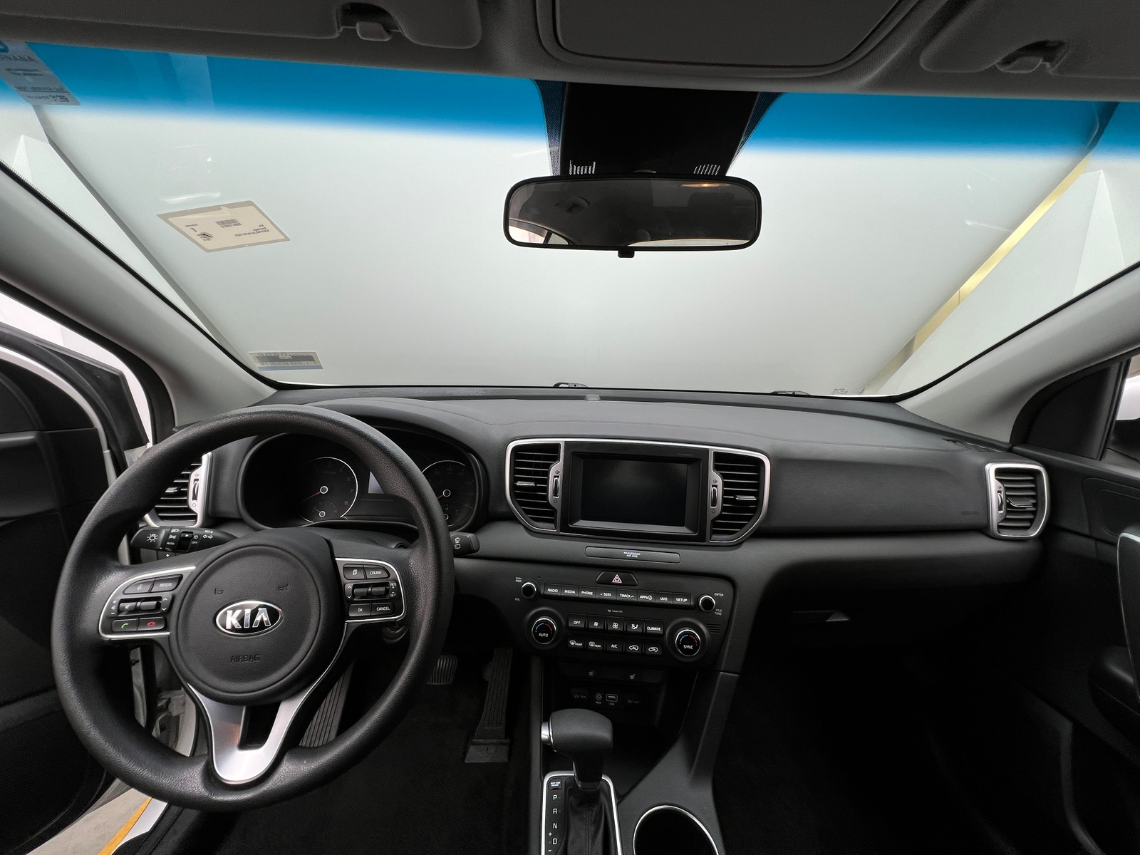 Thumbnail: 2019 Kia Sportage - 3