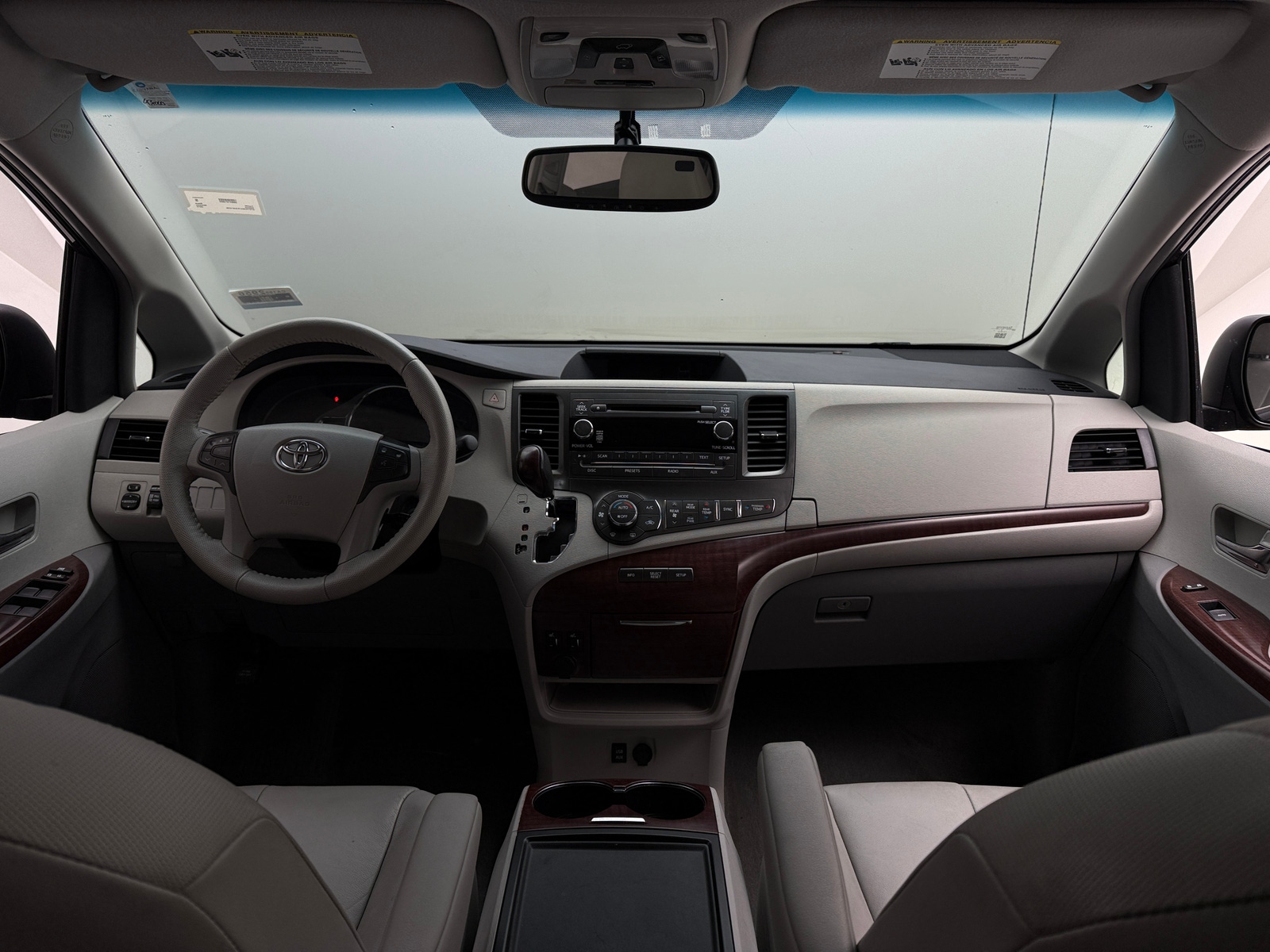 Thumbnail: 2014 Toyota Sienna - 2