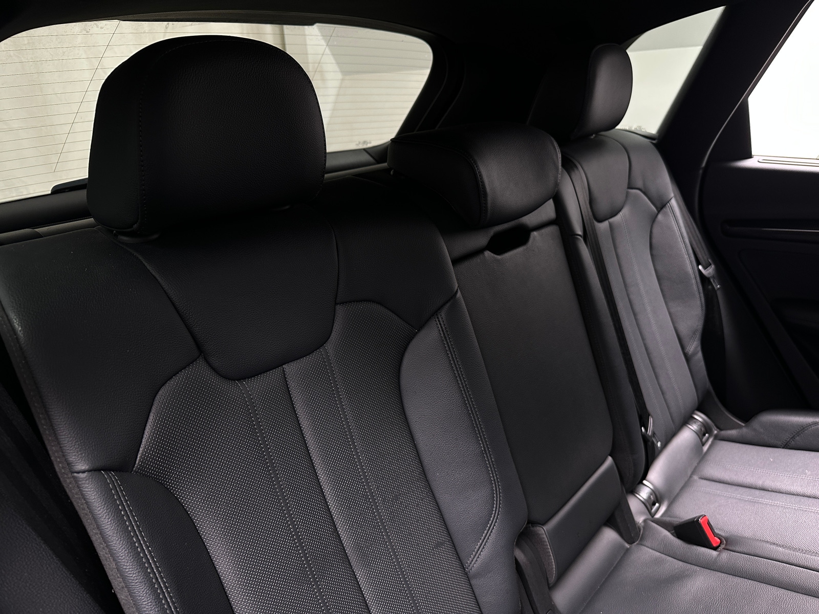 Thumbnail: 2018 Audi SQ5 - 5