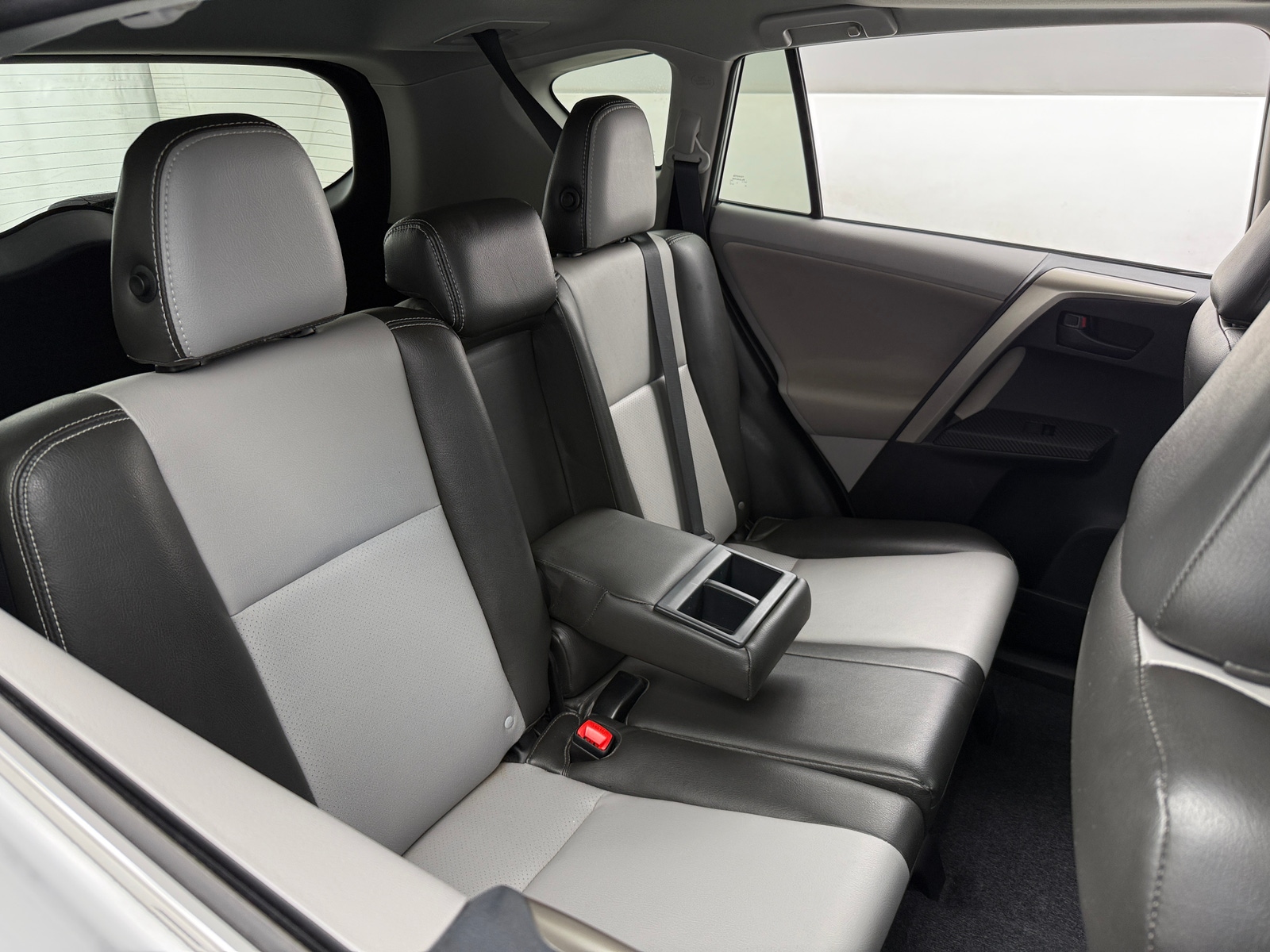 Thumbnail: 2013 Toyota RAV4 - 6