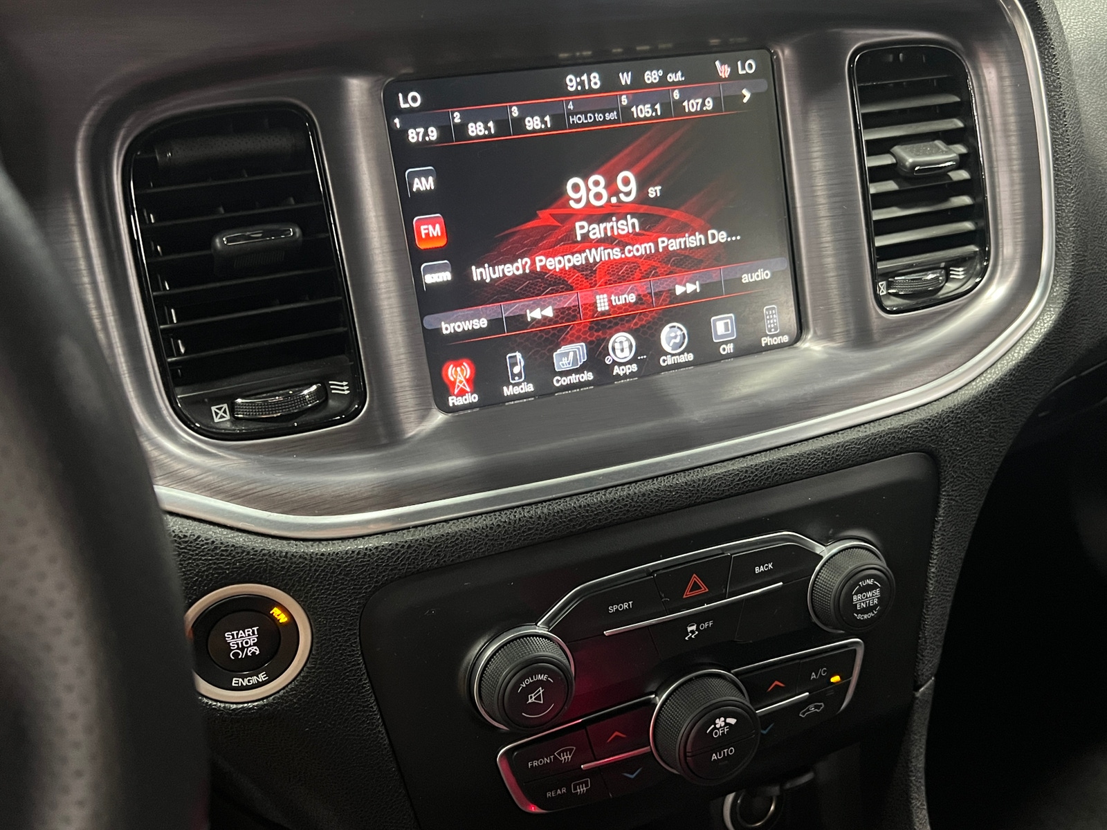 Thumbnail: 2016 Dodge Charger - 4